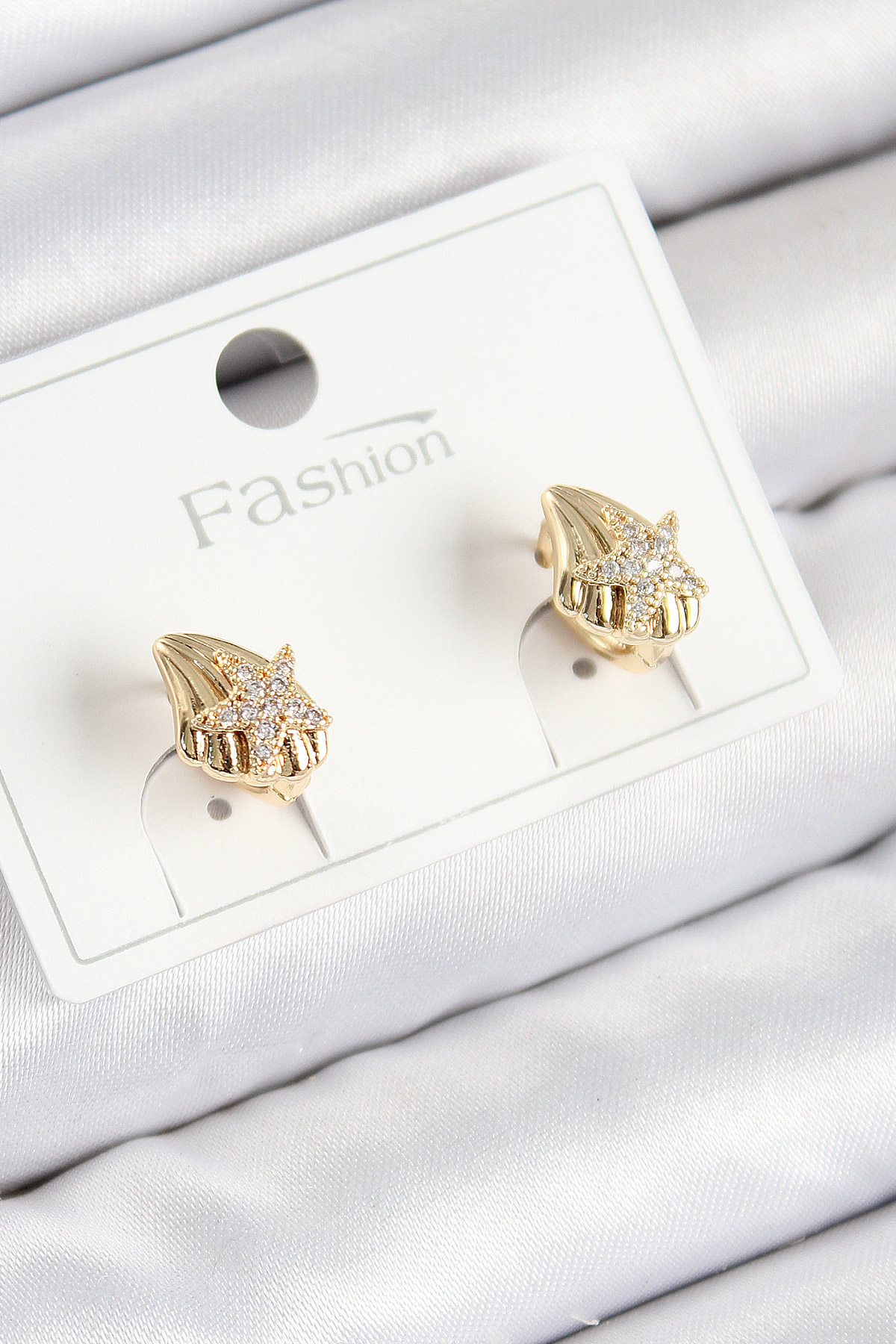 Pirinç Zirkon Taşlı Yıldız Model Gold Renk Çocuk Küpe 5886