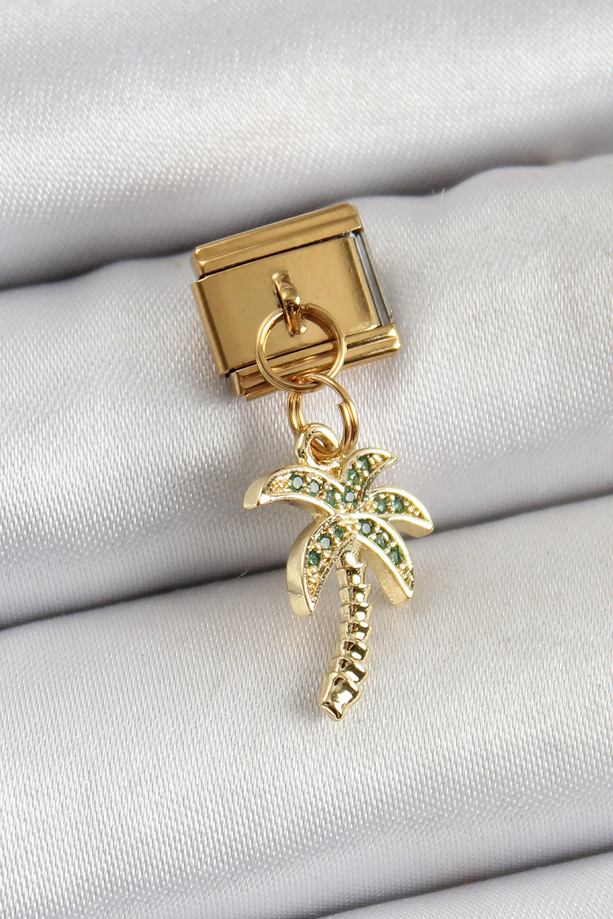 316L Çelik Sallantılı Zirkon Taşlı Palmiye Ağacı Model Gold Renk Nomination Charm 5886
