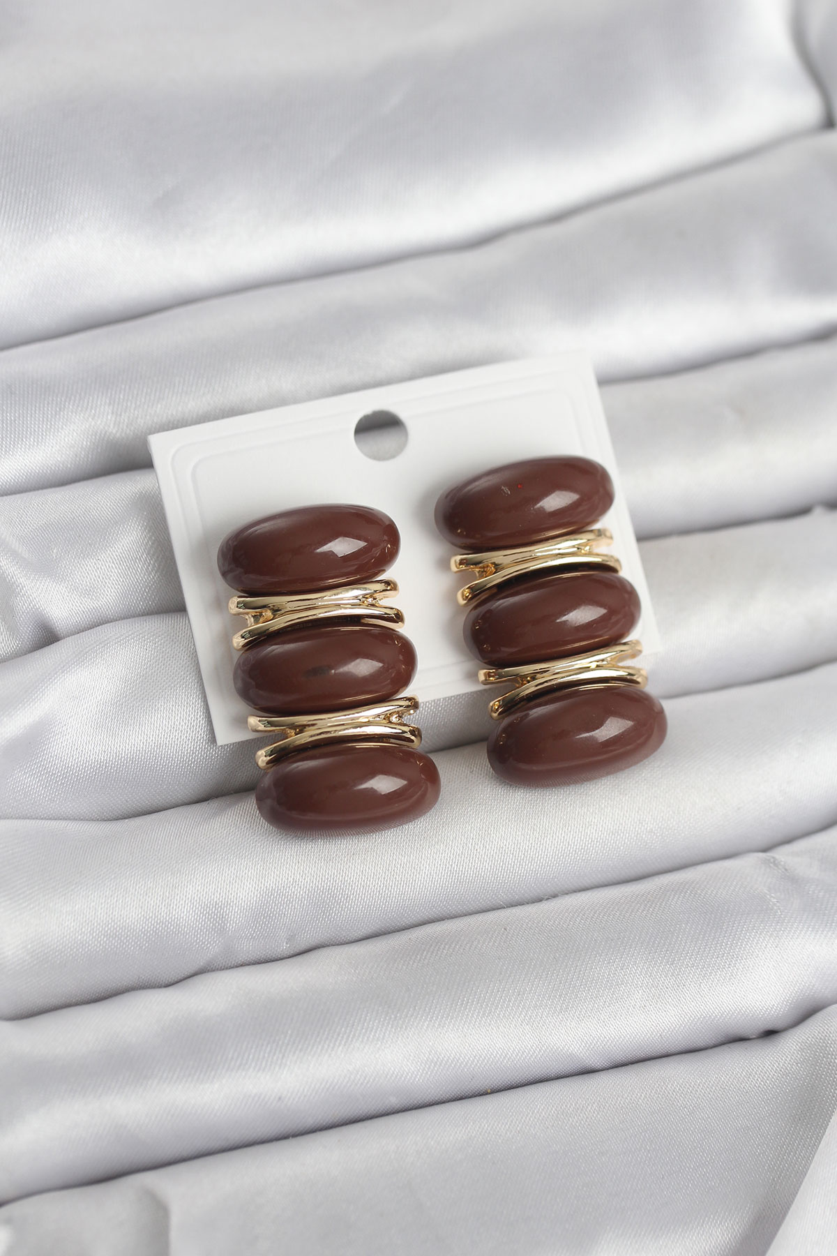 Kahverengi Vintage Model Gold Renk Kadın Küpe 5886