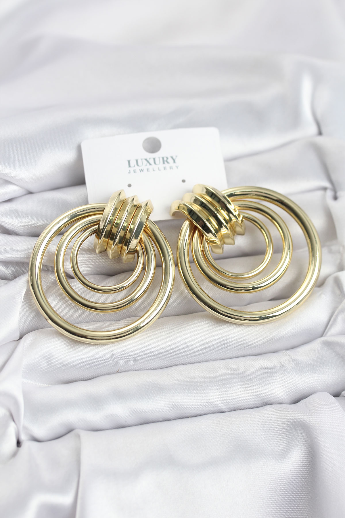 Pirinç Gold Renk Halka Model Vintage Kadın Küpe 5886