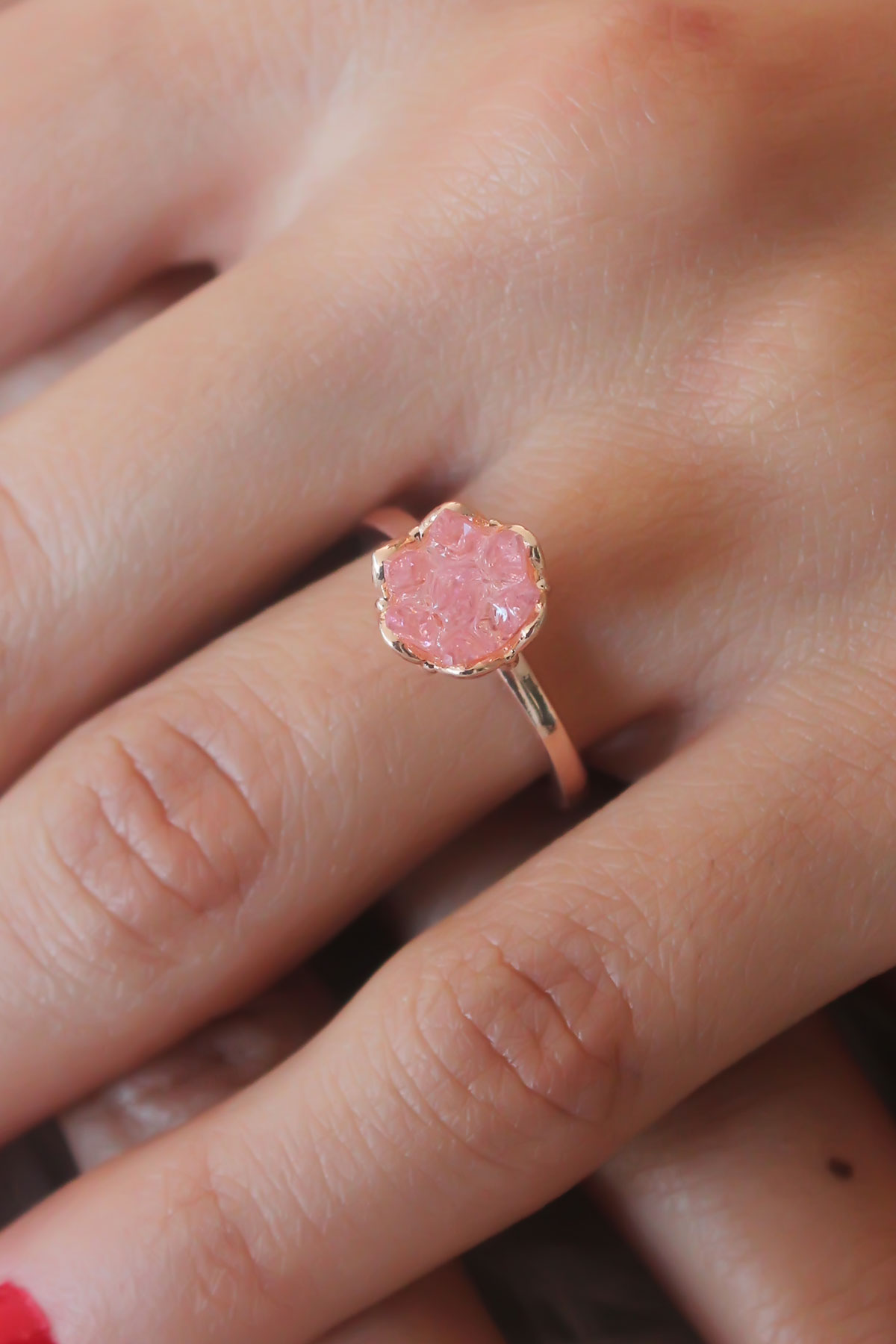 Pembe Lotus Çiçek Figür Gold Renk Kadın Yüzük 5886