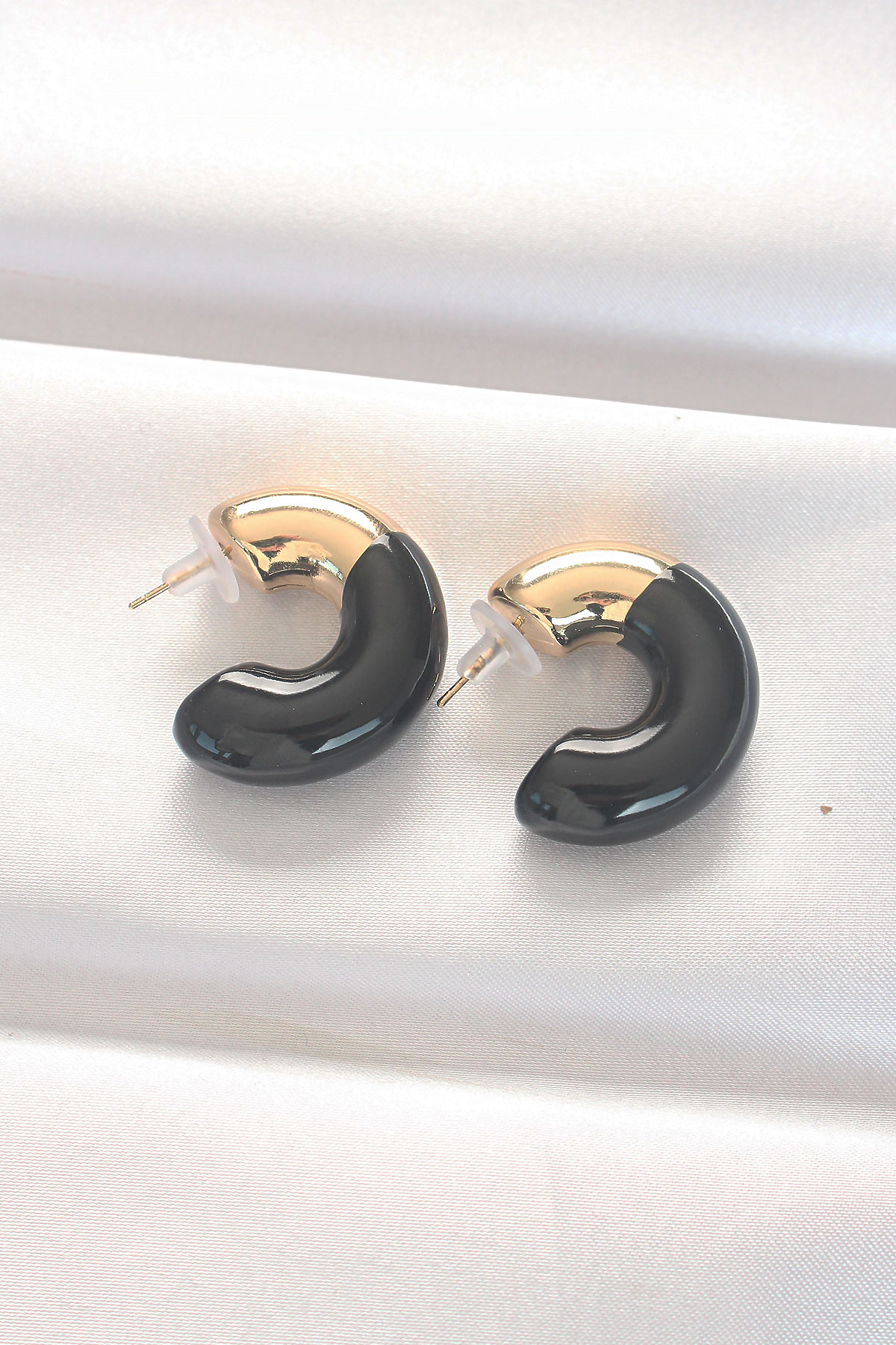 CCB Siyah Gold Çift Renk Küpe 5886