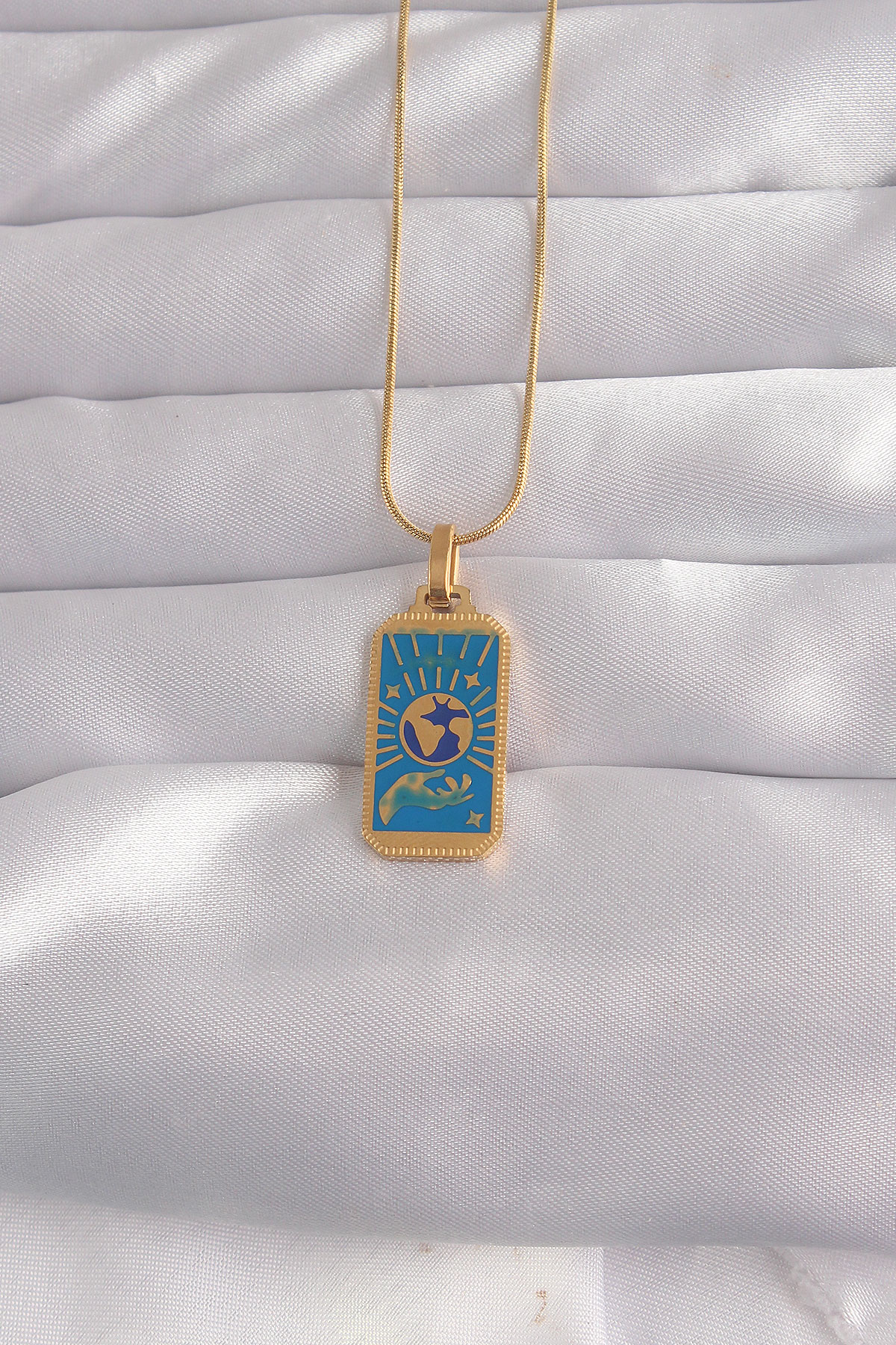 316L Çelik Gold Renk Mavi Mineli El Figür Tarot Kolye 5886