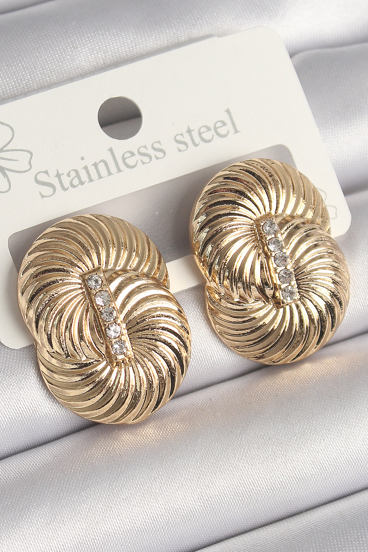 Pirinç Gold Renk Zirkon Taşlı Sarmal Model Kadın Küpe 5886