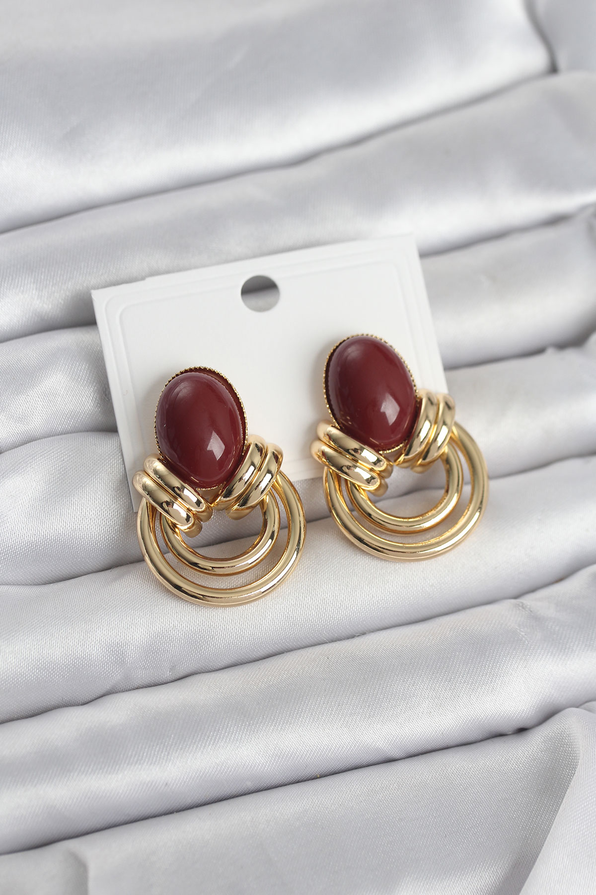 Pirinç Gold Renk Bordo Taşlı Vintage Kadın Küpe 5886