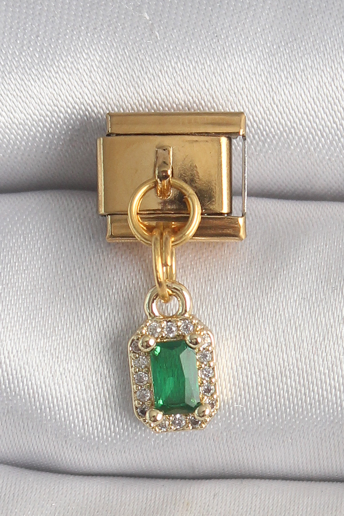 316L Çelik Gold Renk Sallantı Kare Yeşil Zirkon Taşlı Nomination Charm 5886
