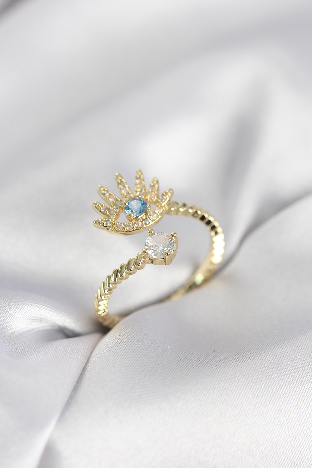 Gold Renk Göz Model Zirkon Taşlı Kadın Yüzük 5886