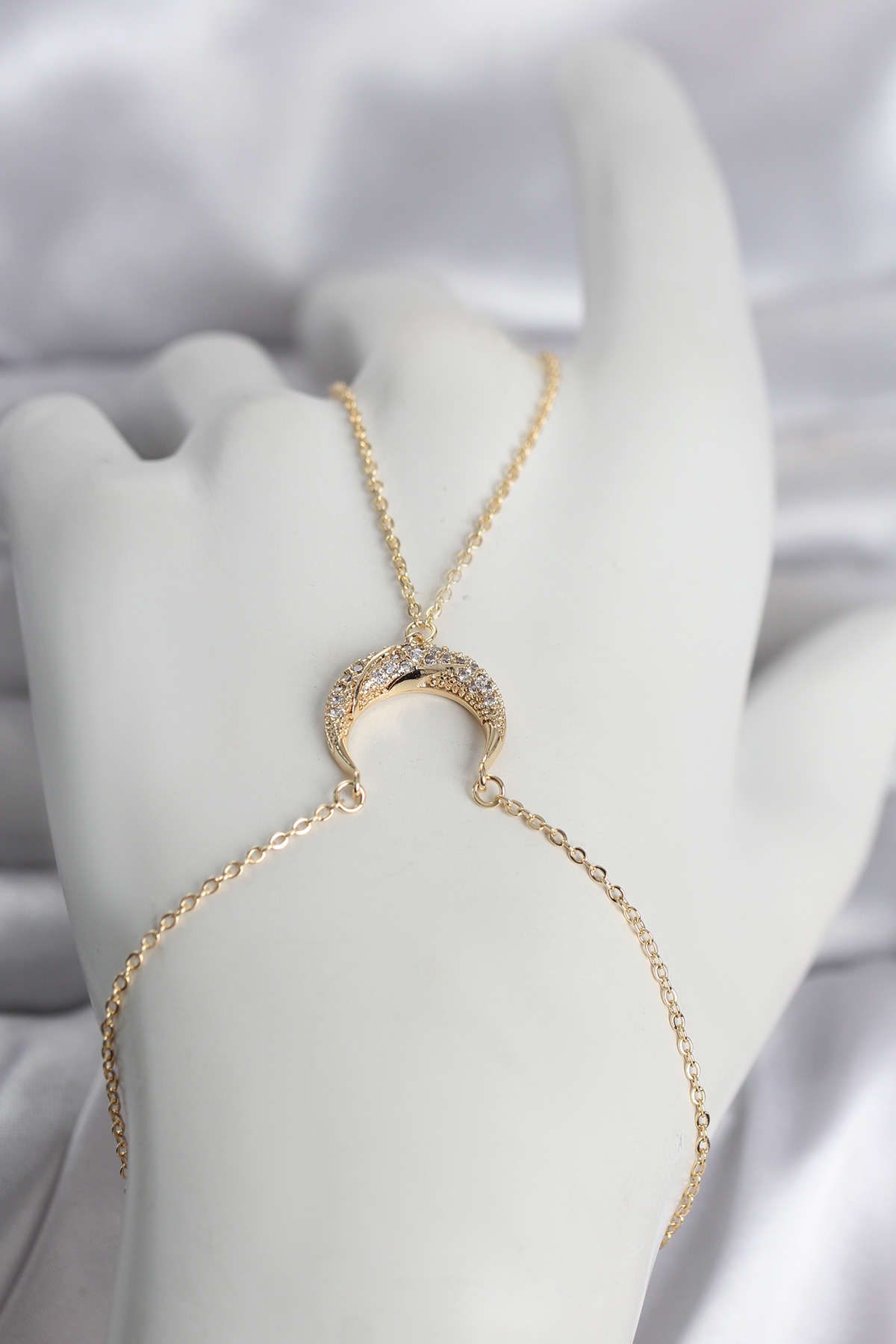 Pirinç Gold Renk Hilal Model Zirkon Taşlı Kadın Şahmeran 5886