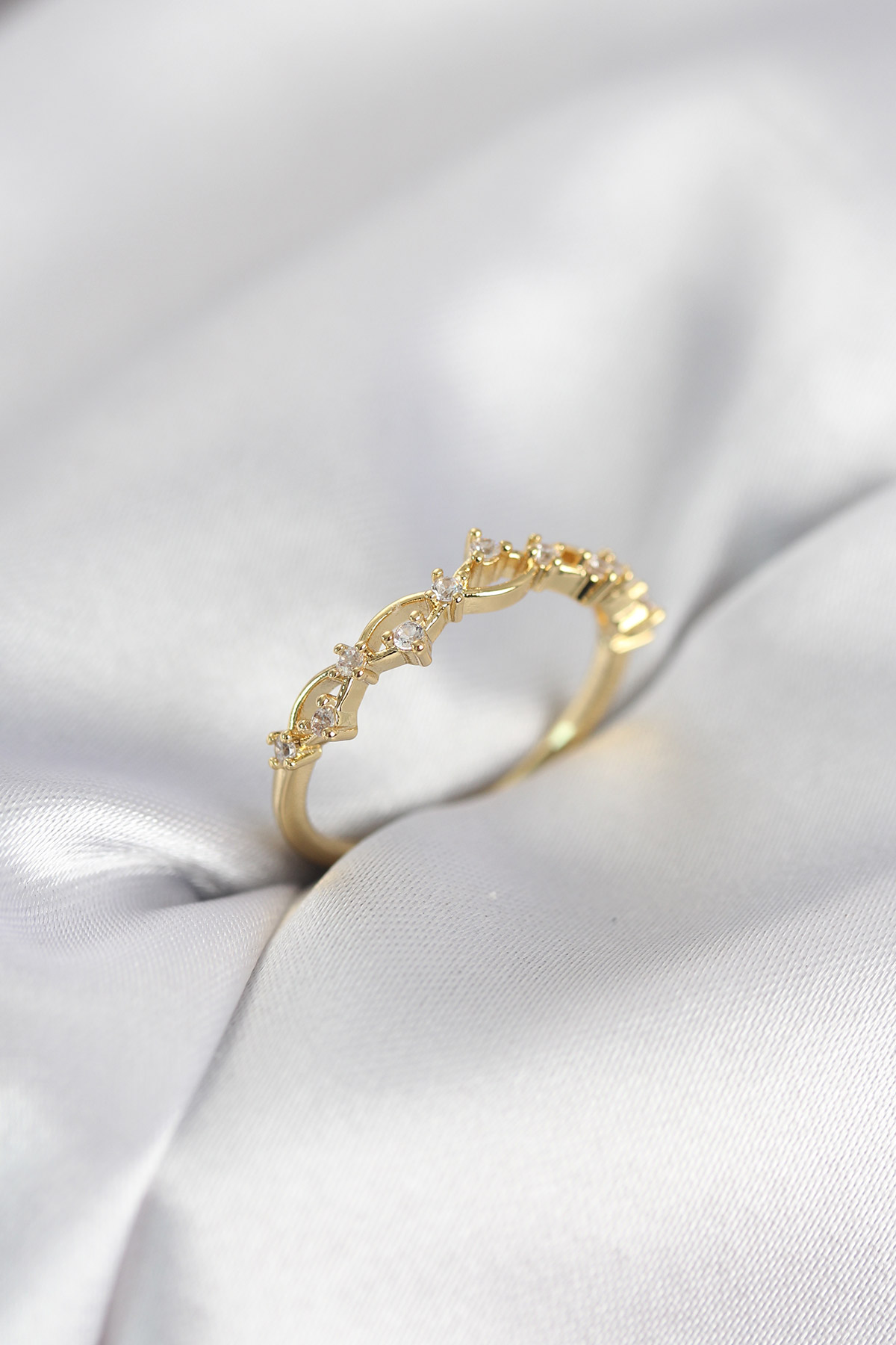 Zirkon Taşlı Pirinç Gold Renk Kadın Yüzük 5886