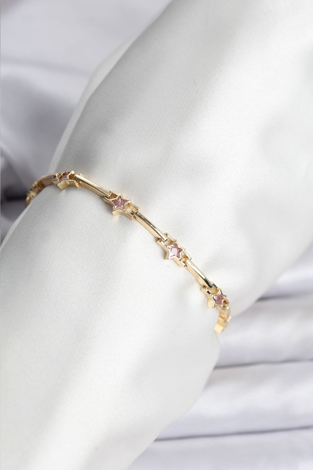 Yıldız Model Gold Renk Pirinç Bileklik 5886