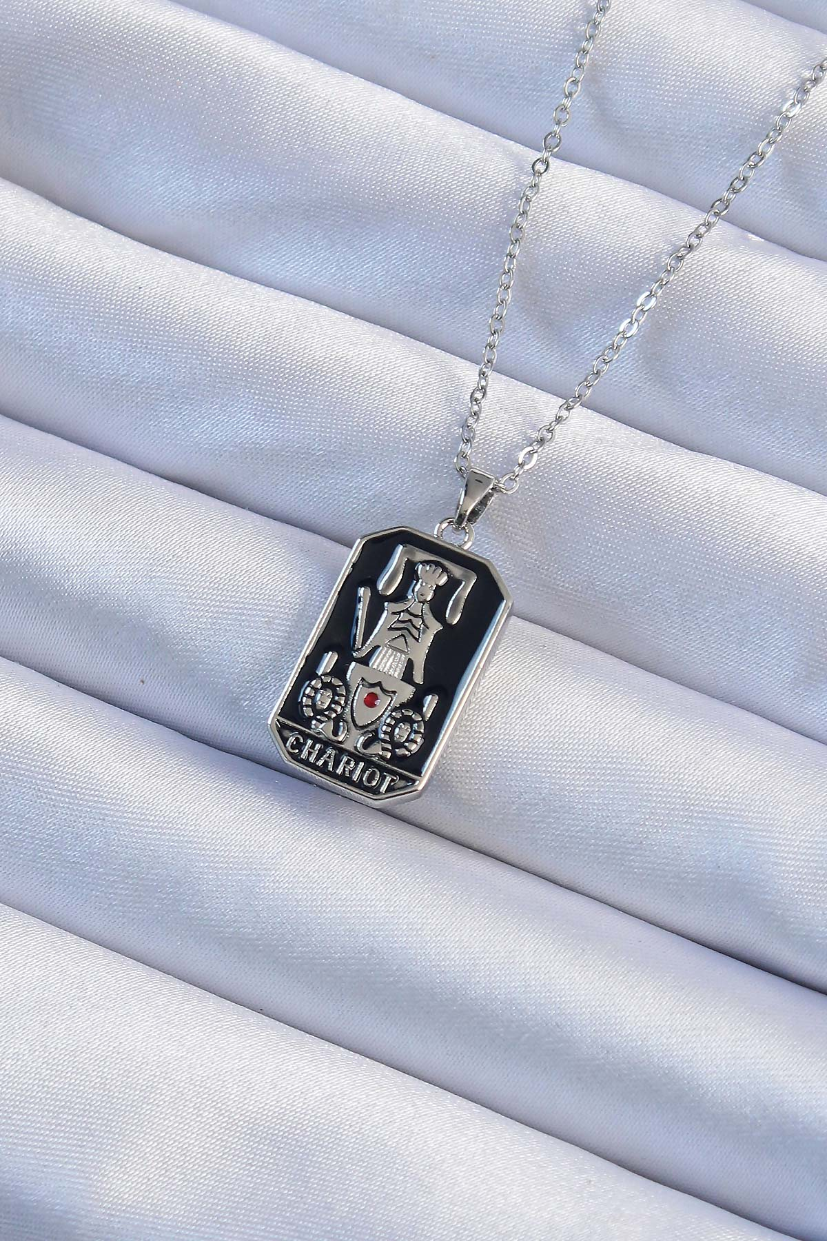 316L Çelik Zincir Gümüş Renk Siyah Mineli Tarot Kolye 5886