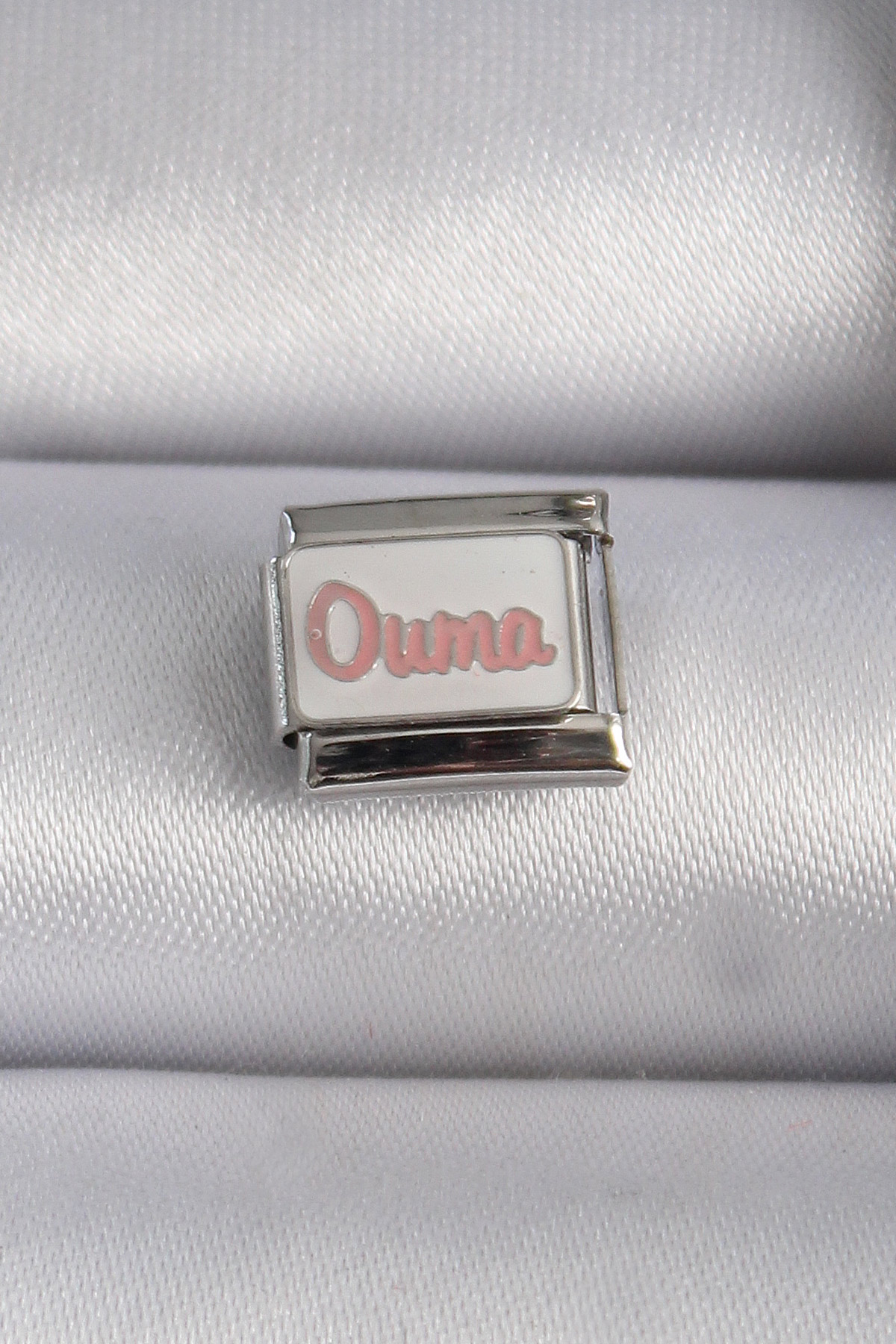 316L Çelik Gümüş Renk Beyaz Pembe Ouma İşlemeli Nomination Charm 5886