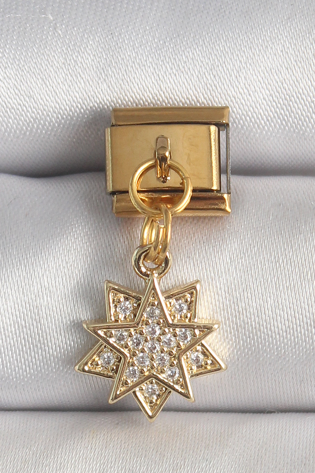 316L Çelik Gold Renk Sallantı Zirkon Taşlı Yıldız Model Nomination Charm 5886