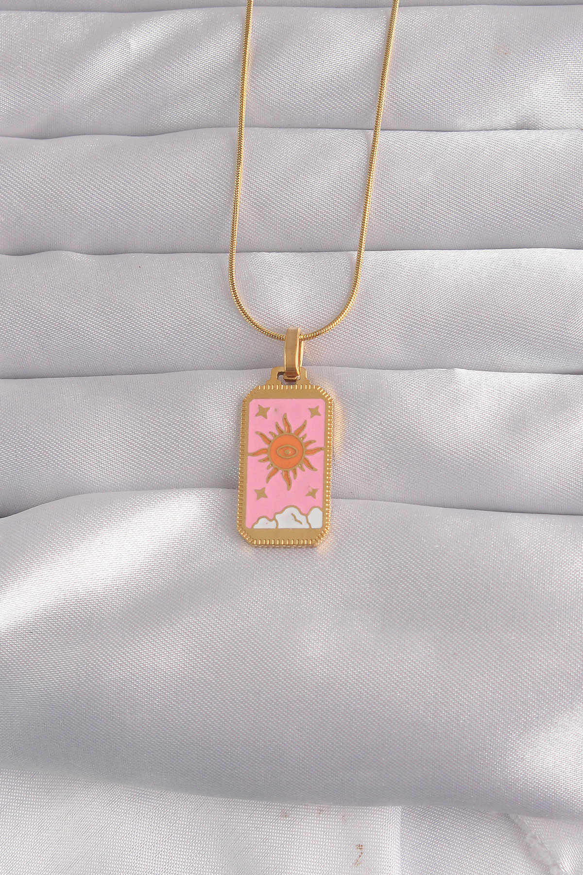 316L Çelik Gold Renk Pembe Mineli Güneş Model Tarot Kolye 5886