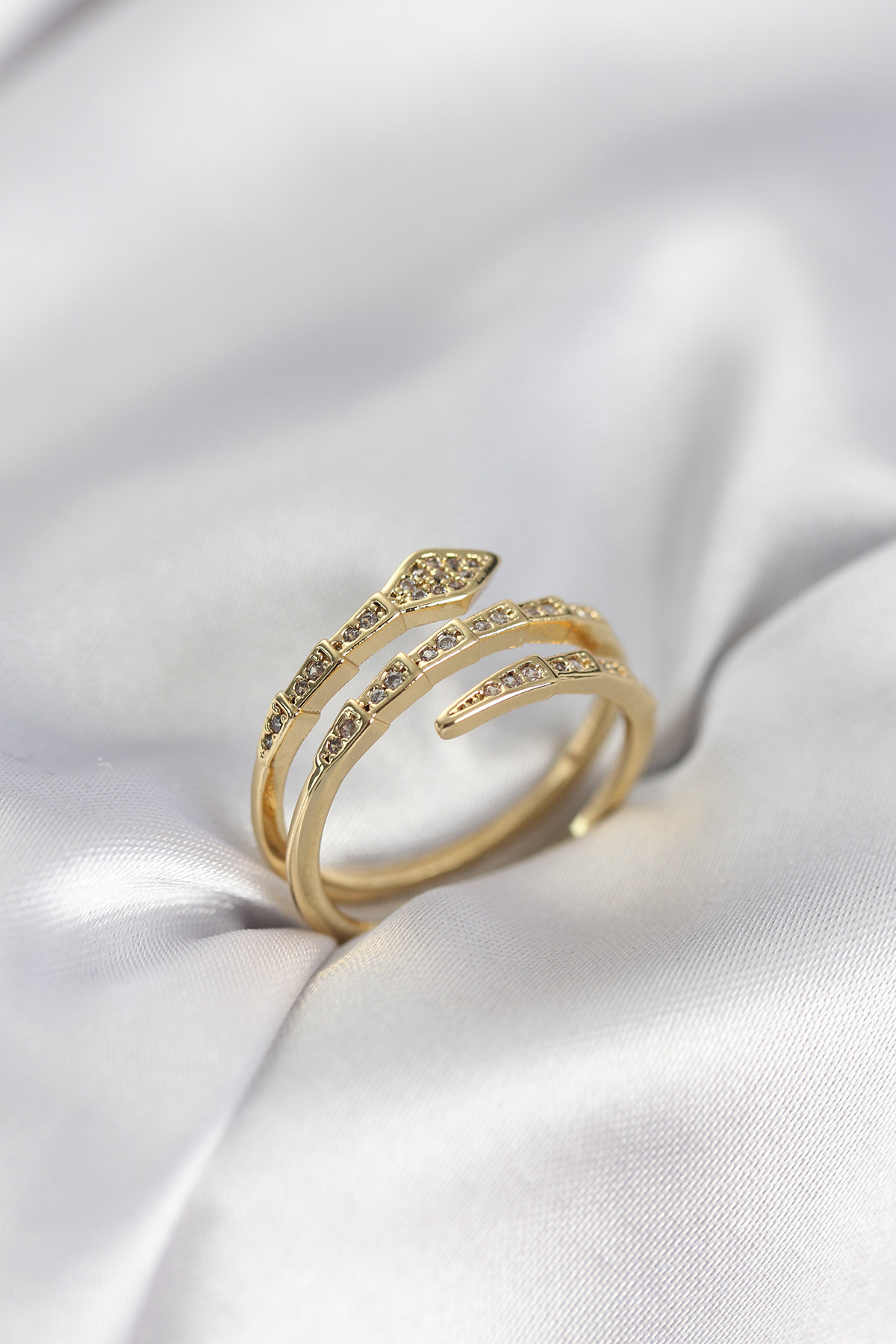Yılan Model Gold Renk Zirkon Taşlı Kadın Yüzük 5886