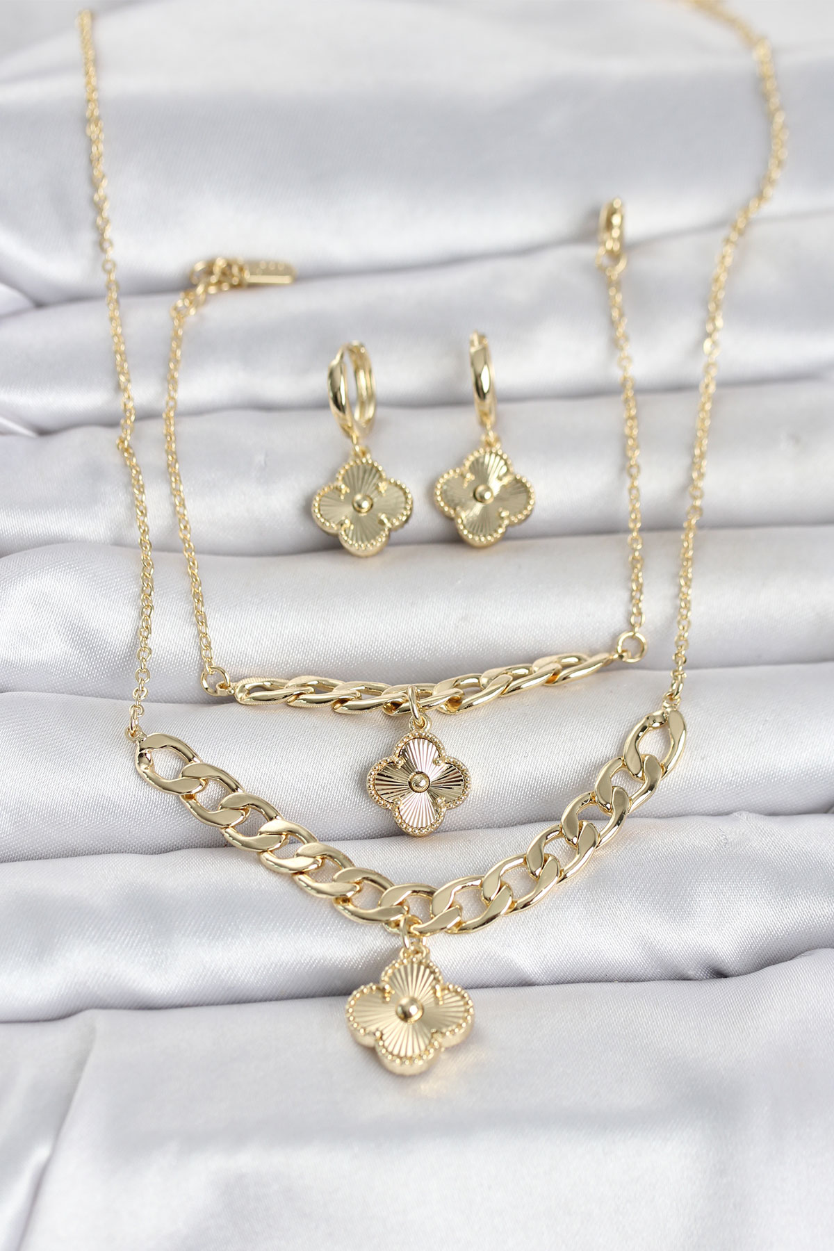 Gold Renk Pirinç Kolye Bileklik ve Küpe Seti 5886