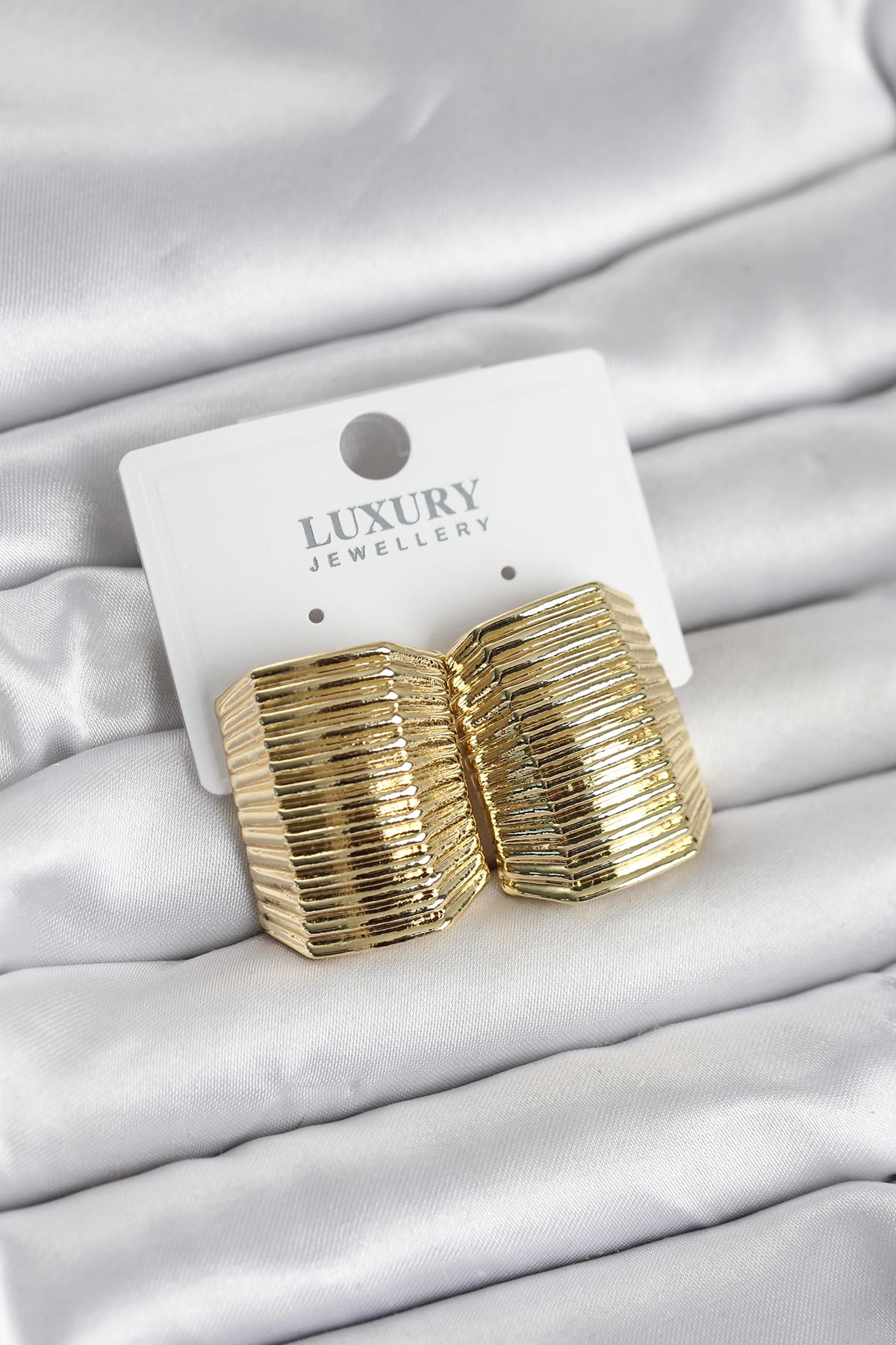 Gold Renk Pirinç Vintage Esintili Statement Küpe 5886