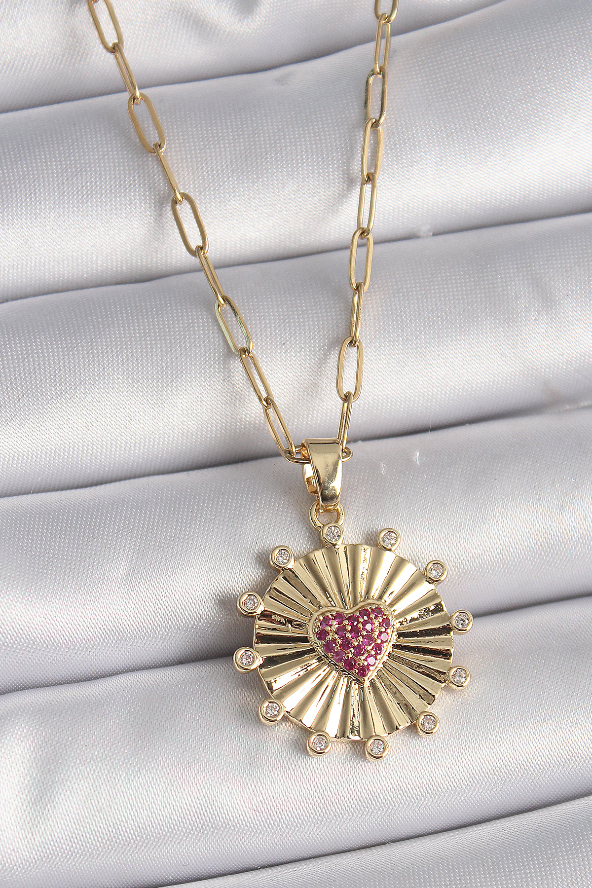 316L Çelik Gold Renk Pembe Zirkon Taşlı Kalp İşleme Madalyon Model Kadın Kolye 5886