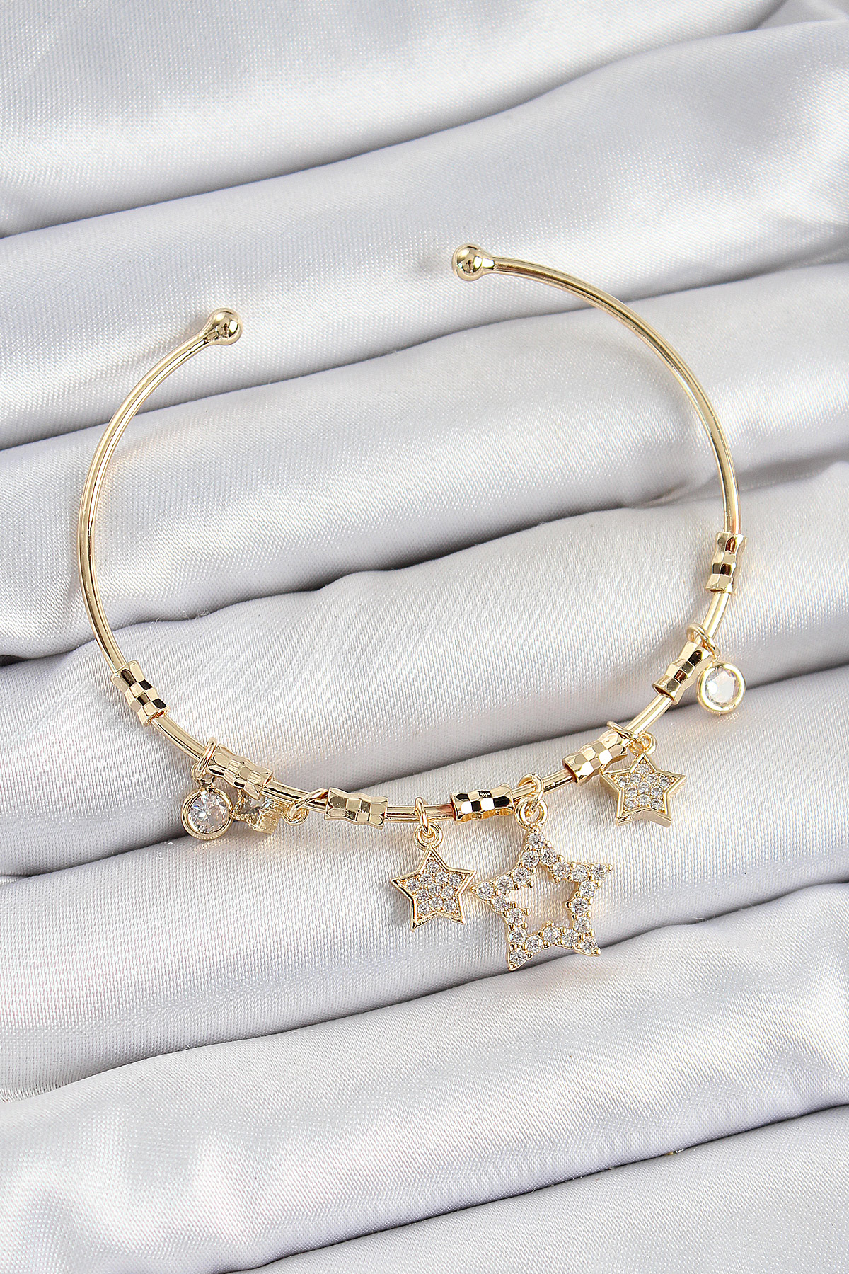 Pirinç Zirkon Taşlı Yıldız Model Gold Renk Charm Bileklik 5886