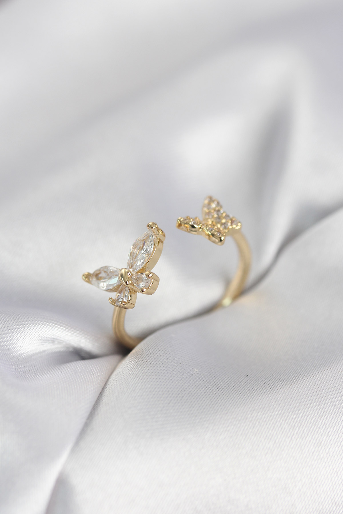 Kelebek Model Zirkon Taşlı Gold Renk Kadın Yüzük 5886