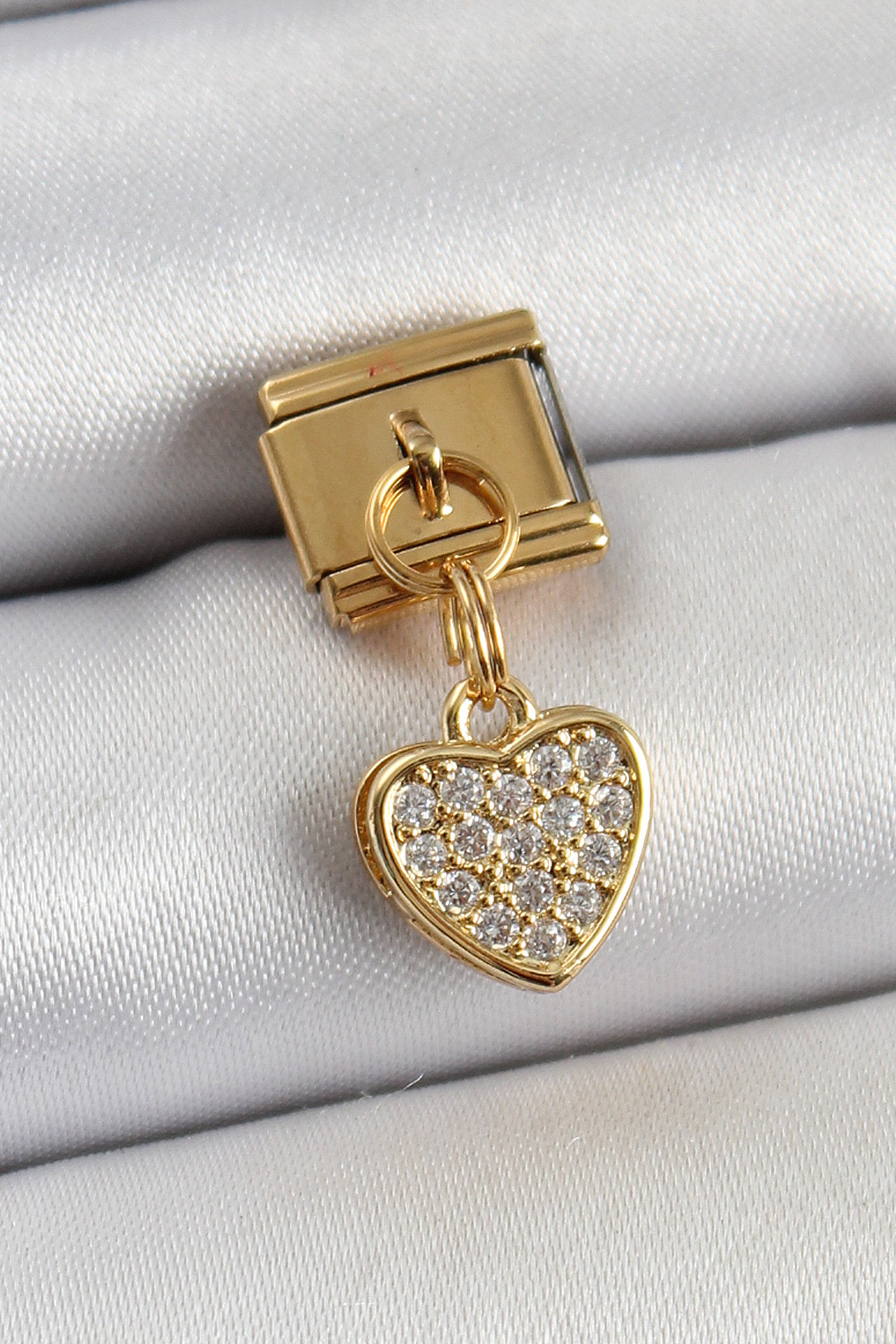 316L Çelik Sallantılı Zirkon Taşlı Kalp Model Gold Renk Nomination Charm 5886