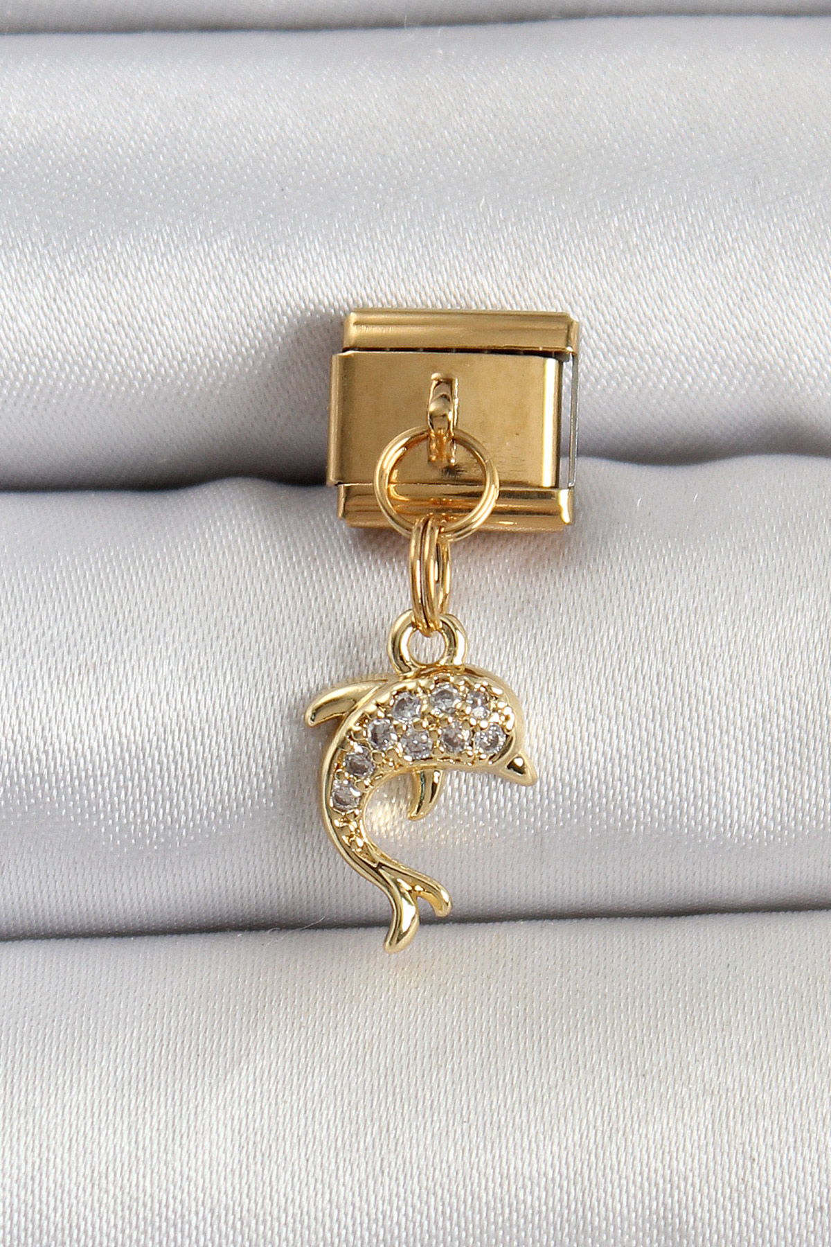 316L Çelik Sallantılı Zirkon Taşlı Yunus Balığı Model Gold Renk Nomination Charm 5886