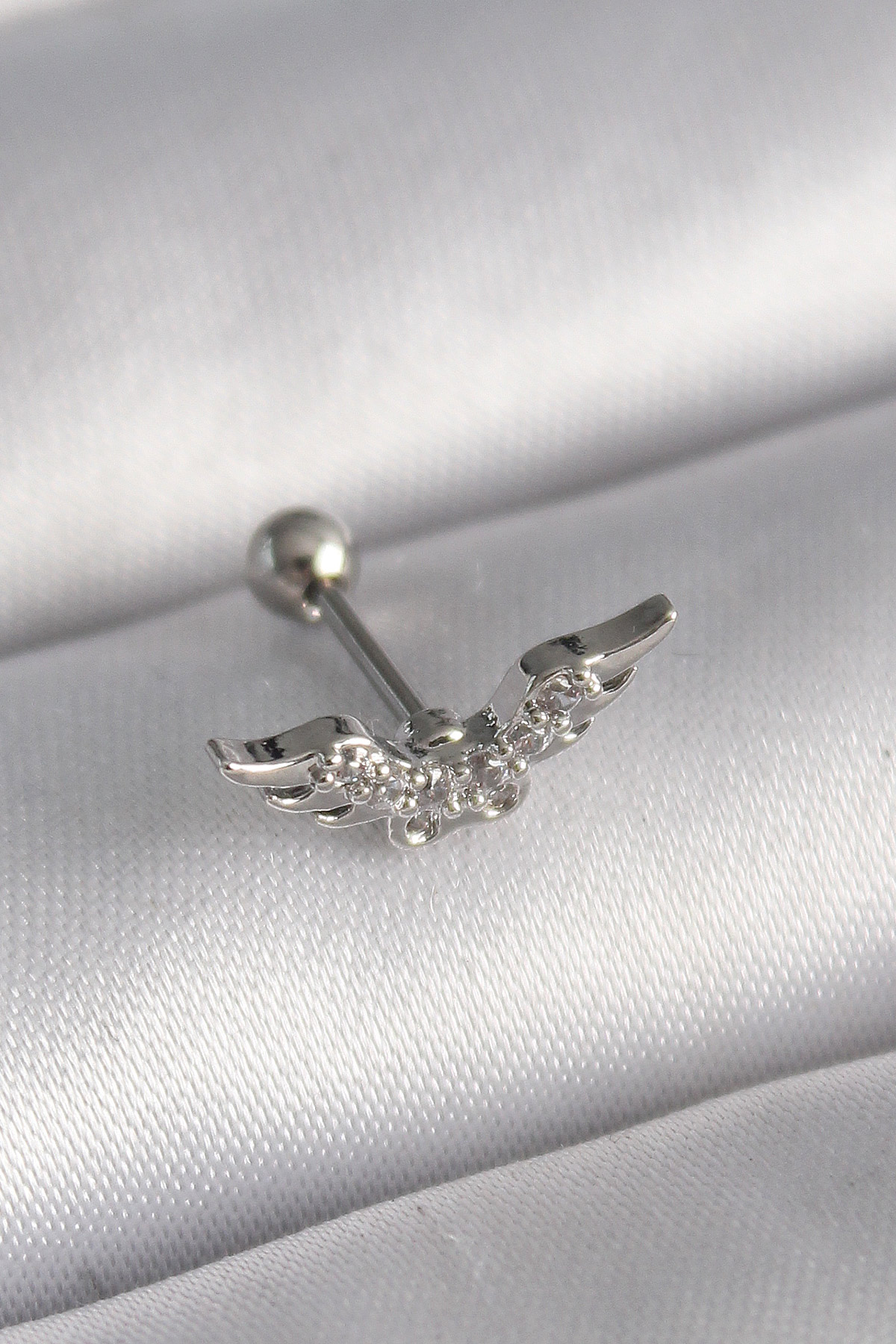 316L Çelik Gümüş Renk Zirkon Taş Detay Kanat Model Tragus Piercing 5886