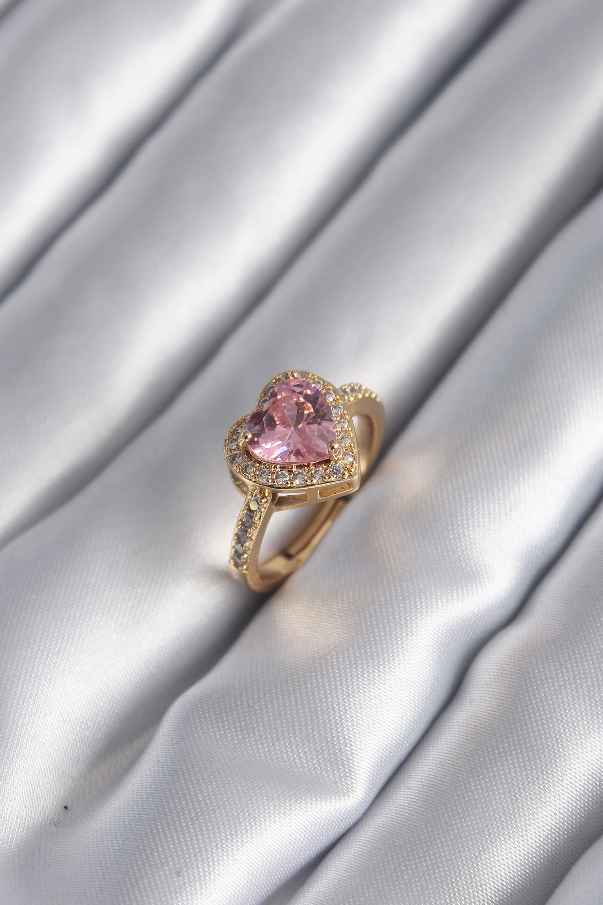 Pirinç Gold Renk Pembe Zirkon Taşlı Charm Kalp Model Kadın Yüzük 5886