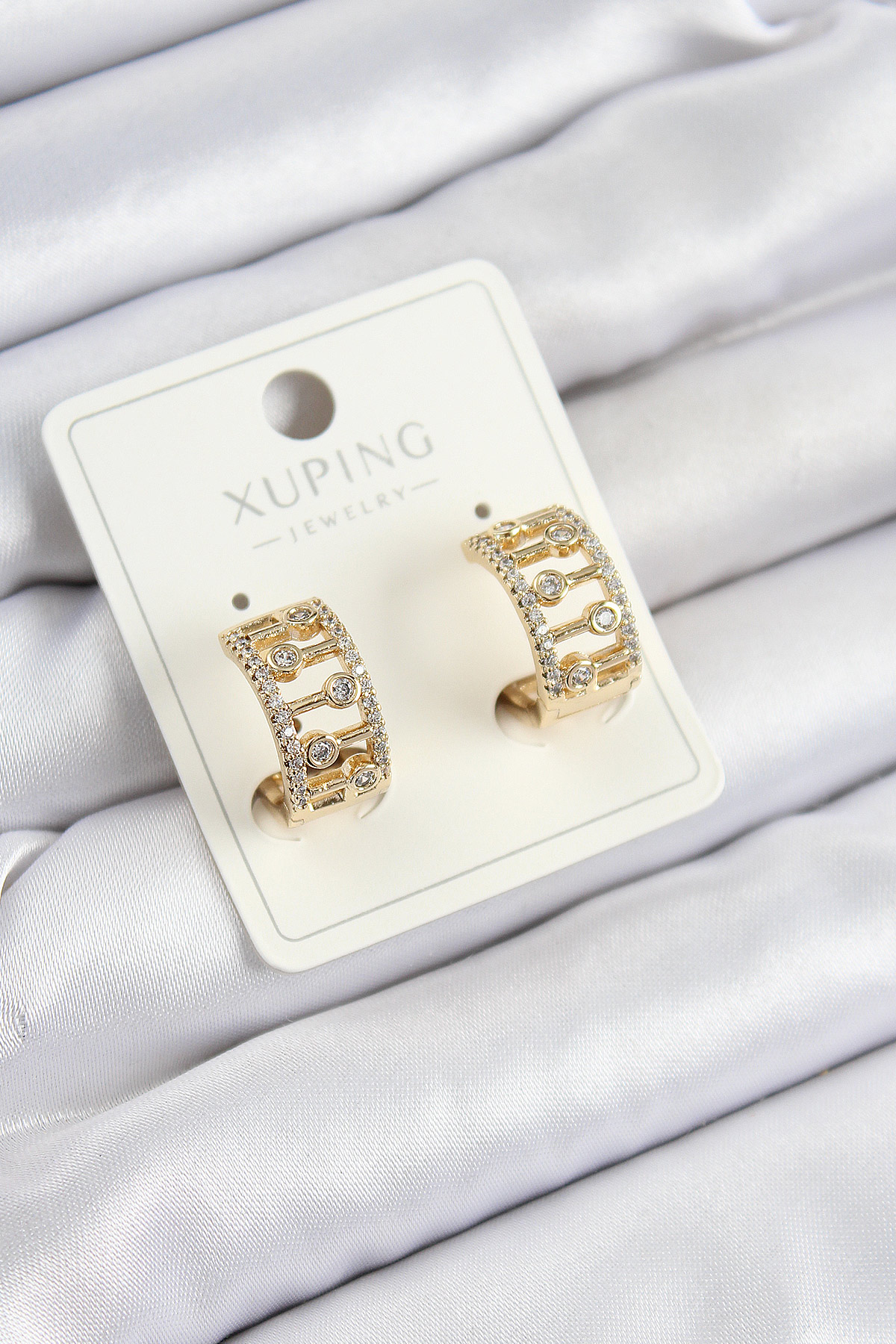 Xuping Zirkon Taşlı Çit Halka Model Gold Renk Kadın Küpe 5886