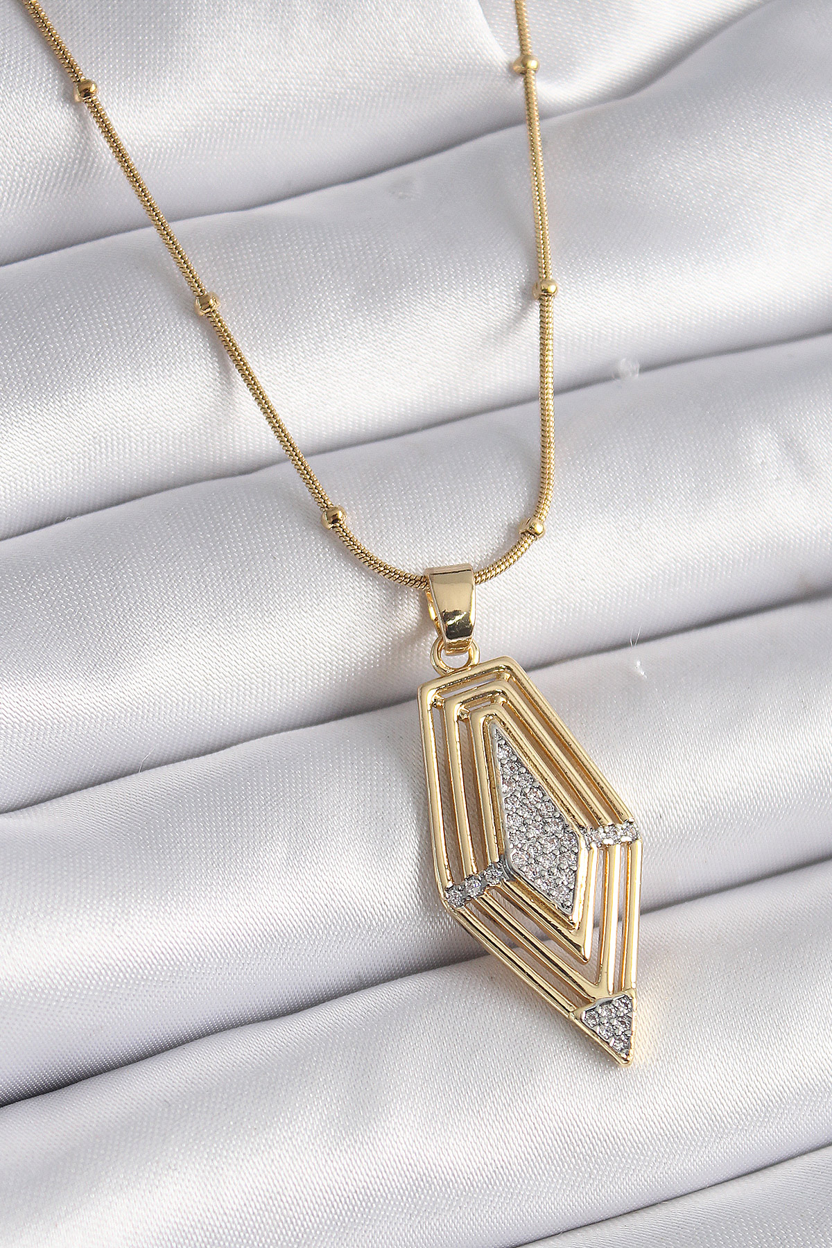 316L Çelik Gold Renk Zirkon Taşlı Vintage Model Kadın Kolye 5886