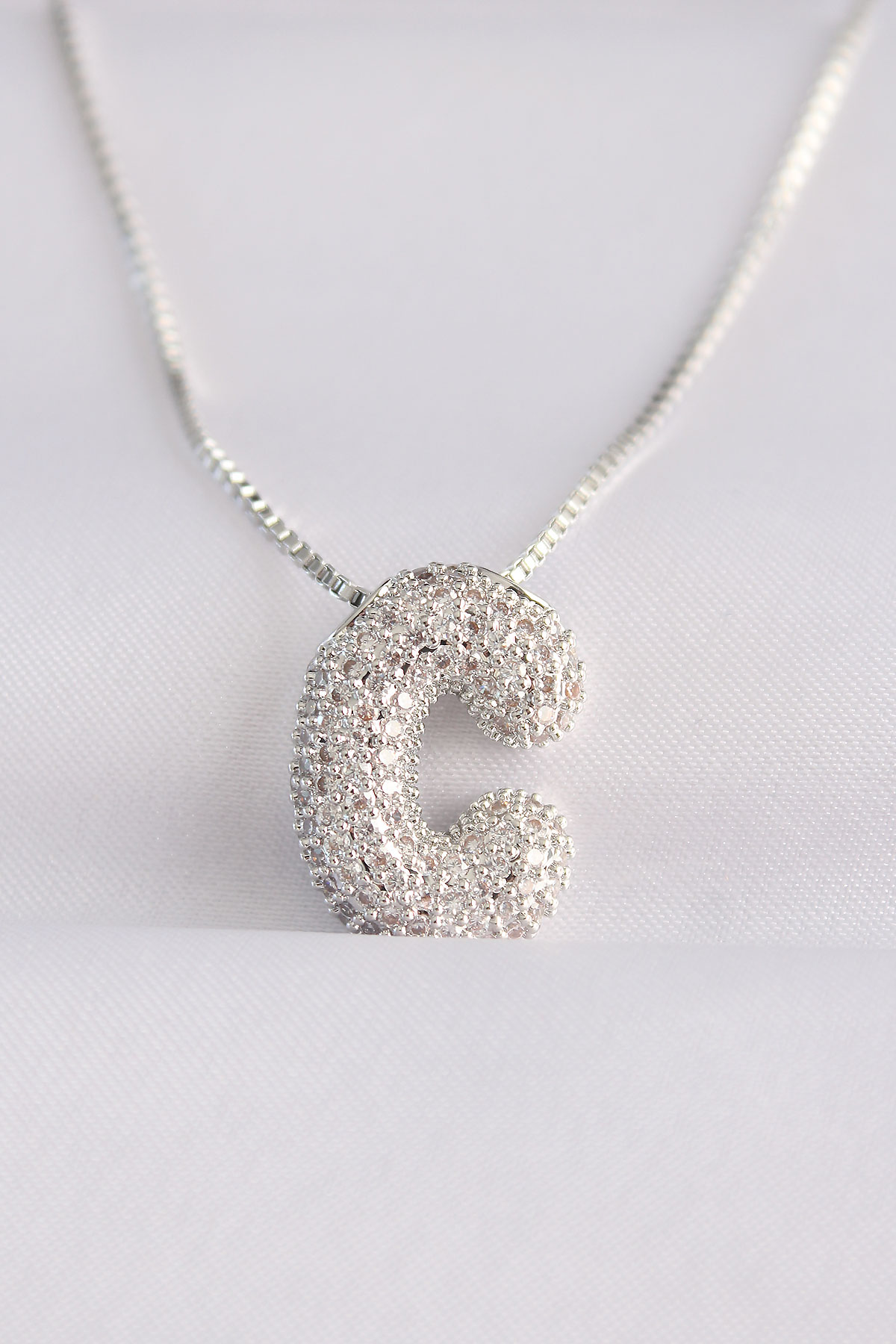 316L Çelik Zincirli Zirkon Taşlı C Harfli Silver Renk Bubble Kolye 5886
