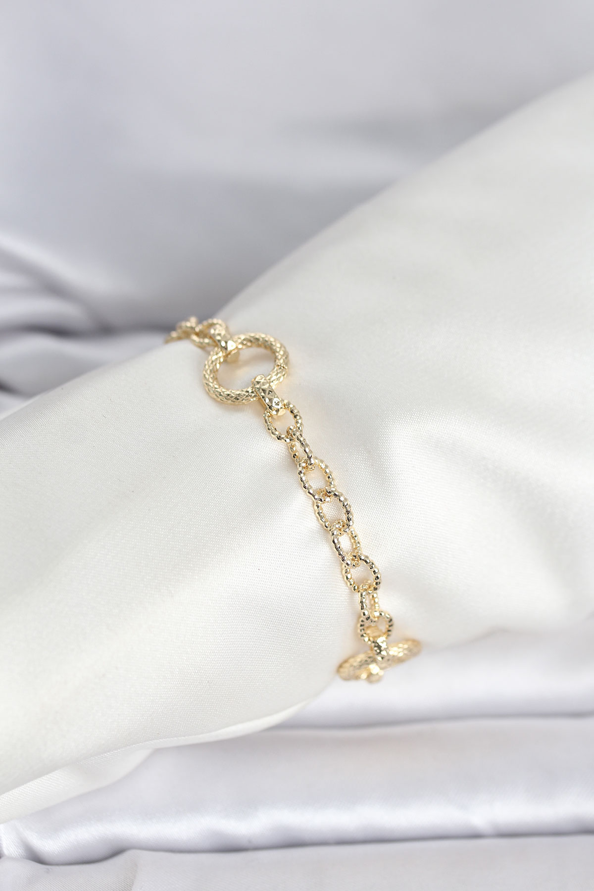CM 14K Gold Renk Lazerli Halka Model Kadın Bileklik 5886
