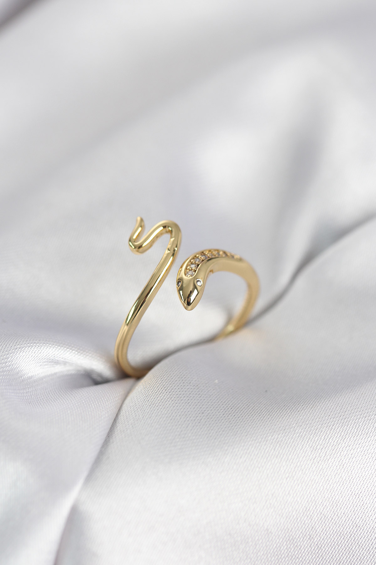 Gold Renk Yılan Model Zirkon Taşlı Kadın Yüzük 5886