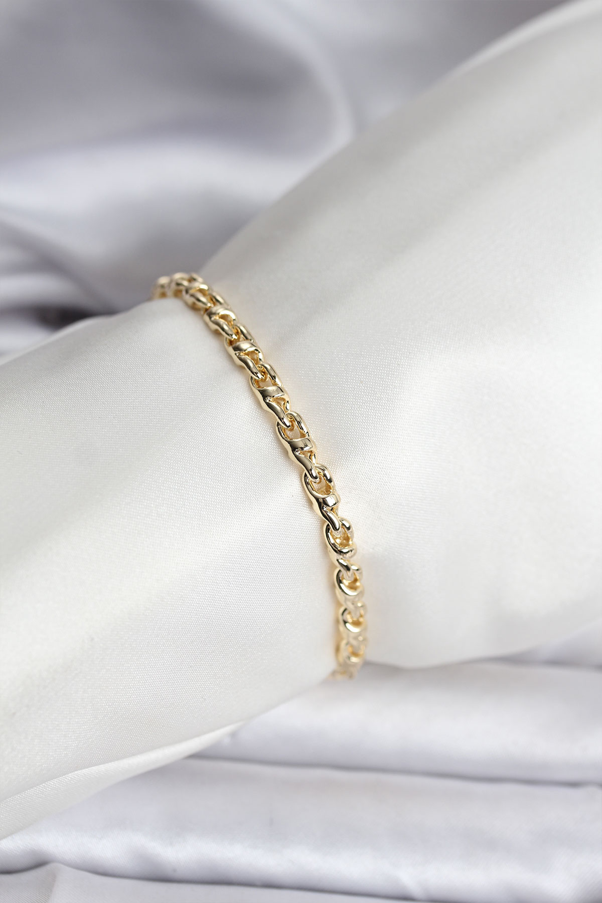 14K Gold Renk Kaplama Zincir Model Kadın CM Bileklik 5886