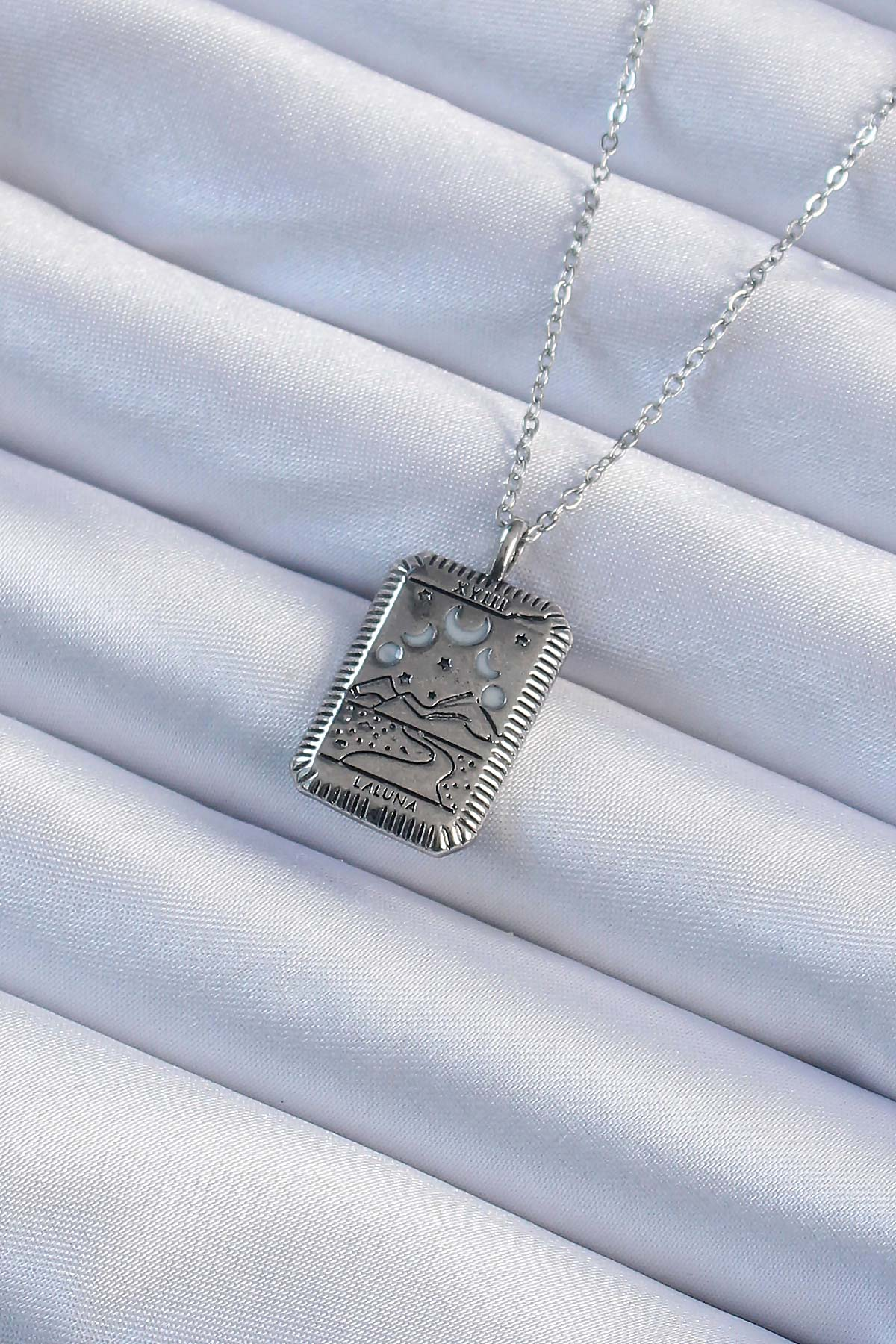 316L Çelik Zincir Eskitme Gümüş Renk Ay Figürlü Tarot Kolye 5886