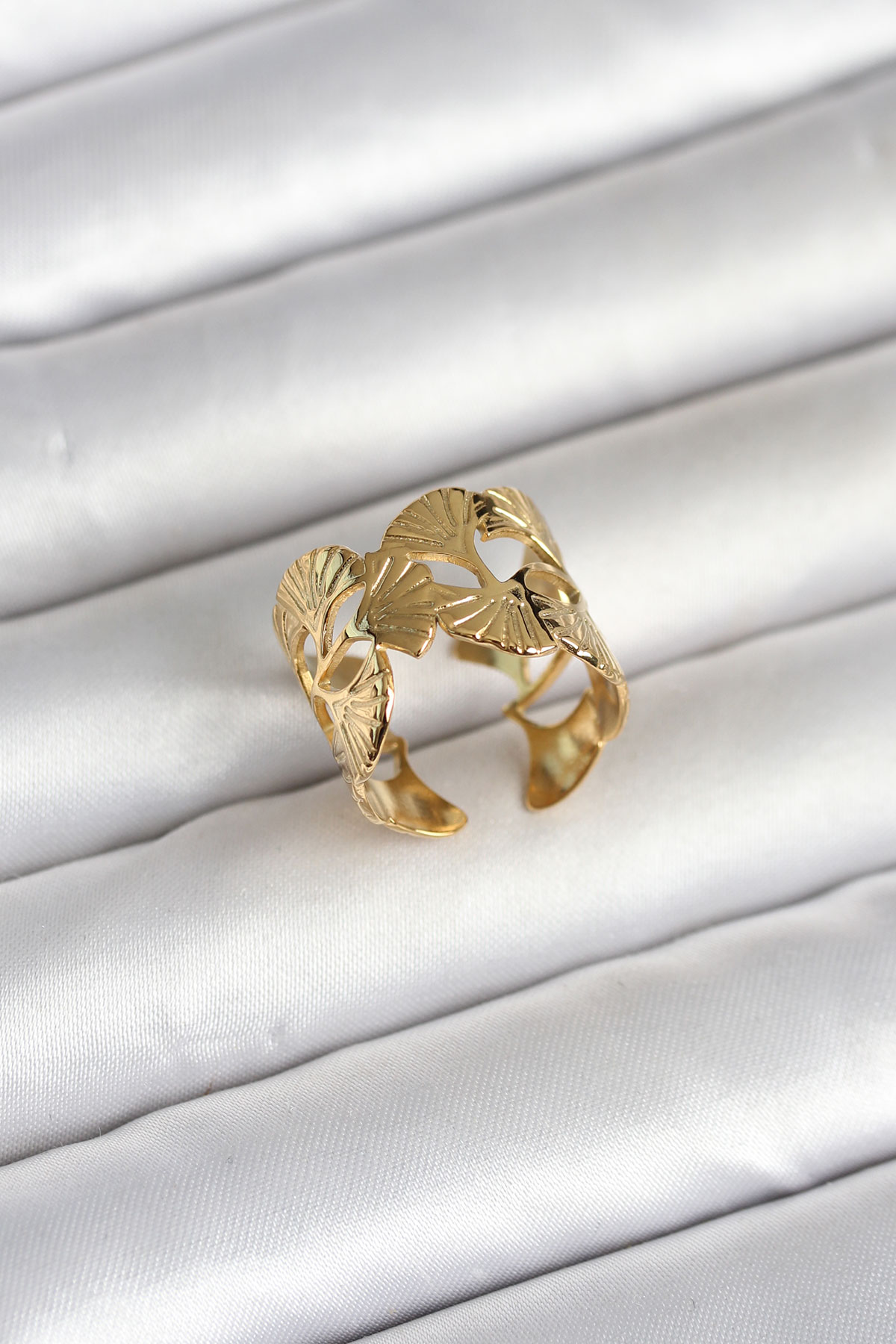 316L Çelik Gold Renk Yelpaze Model Kadın Yüzük 5886