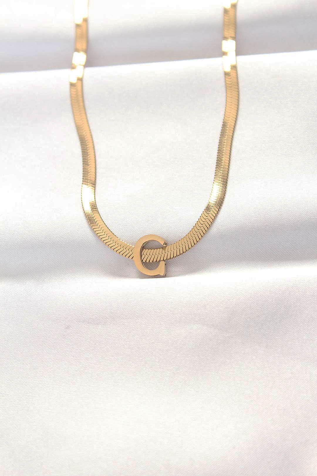 316L Çelik C Harfli Gold Renk İtalyan Zincirli Kolye 5886