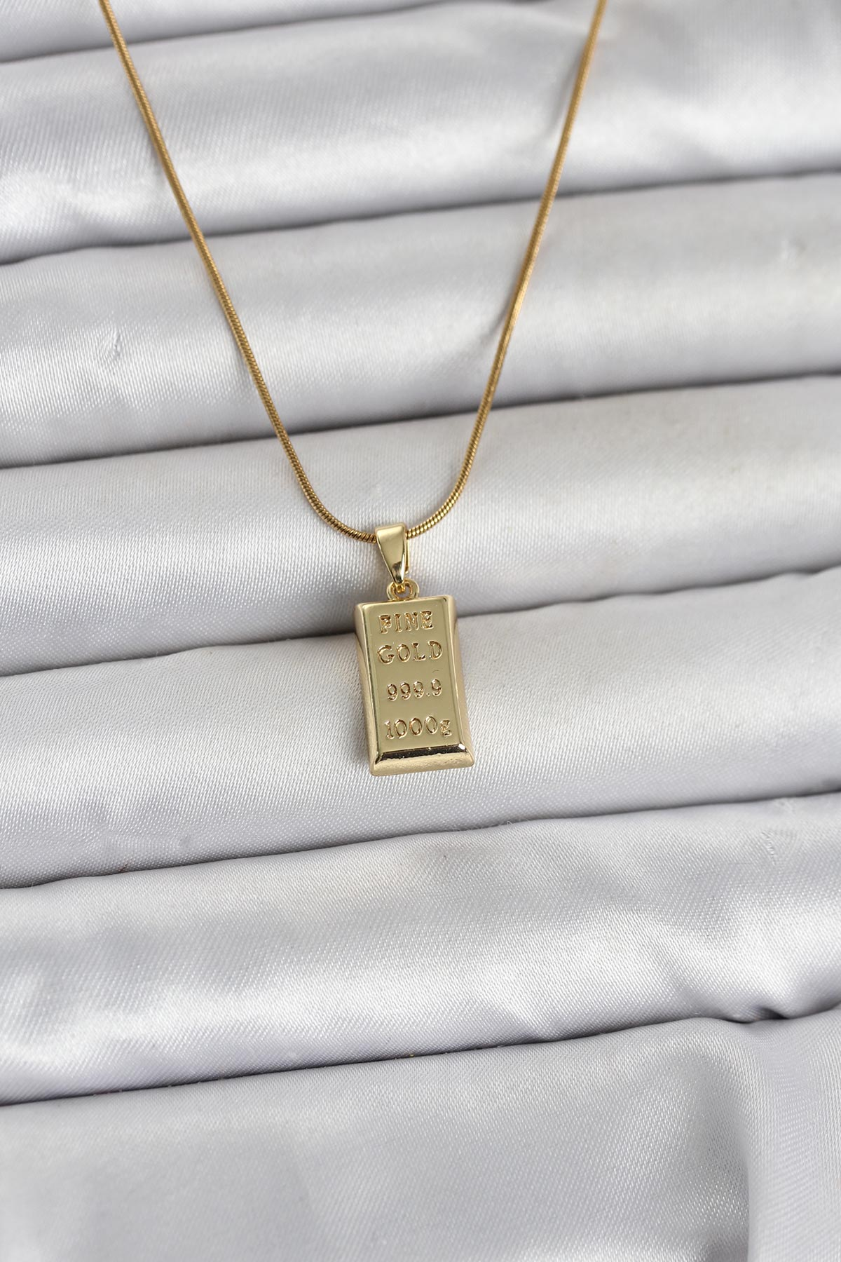 316L Çelik Zincir Gold Renk Külçe Altın Model Kadın Kolye 5886