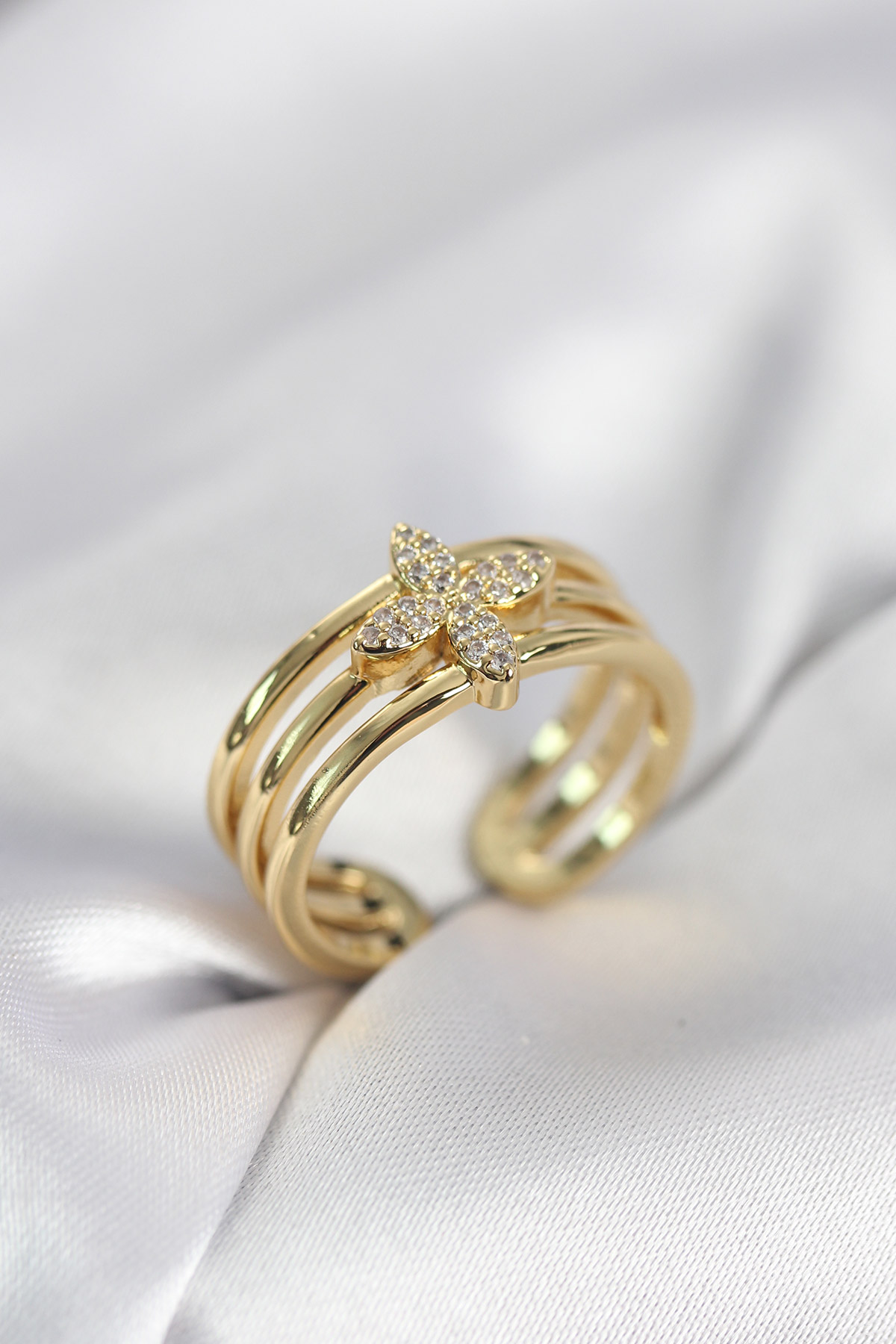 Gold Renk Zirkon Taşlı Yonca Model Kadın Yüzük 5886