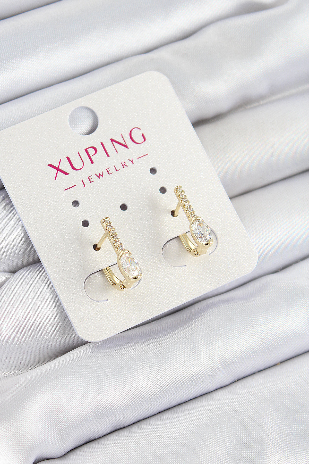 Xuping Zirkon Taşlı I Model Gold Renk Kadın Küpe 5886
