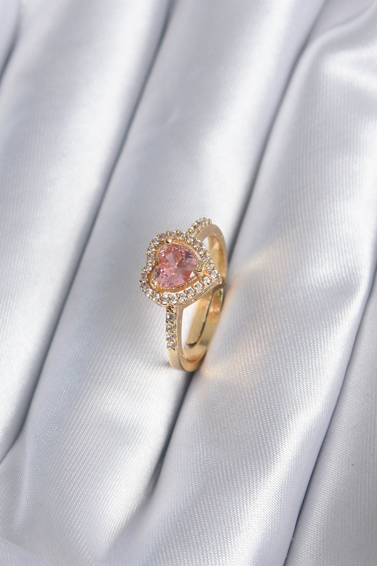 Pirinç Gold Renk Pembe Zirkon Taş Kalp Charm Model Kadın Yüzük 5886