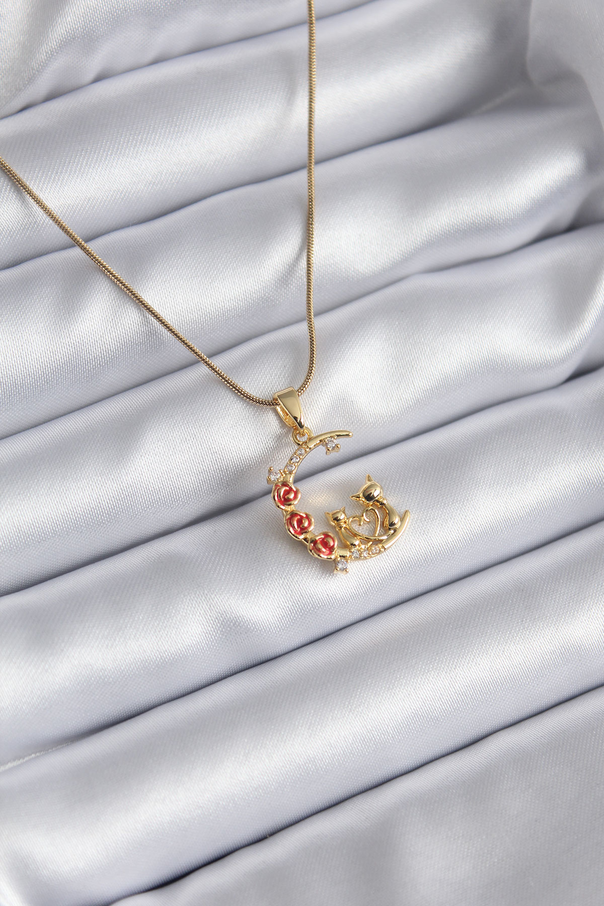 316L Çelik Gold Renk Hilal Kedi Model Zirkon Taşlı Detay Kadın Kolye 5886