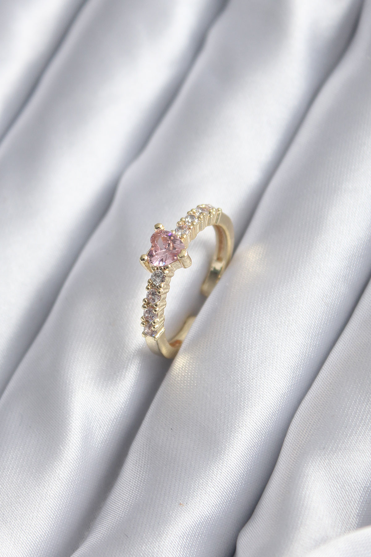 Gold Renk Zirkon Taşlı Pembe Kristal Kalp Model Kadın Yüzük 5886