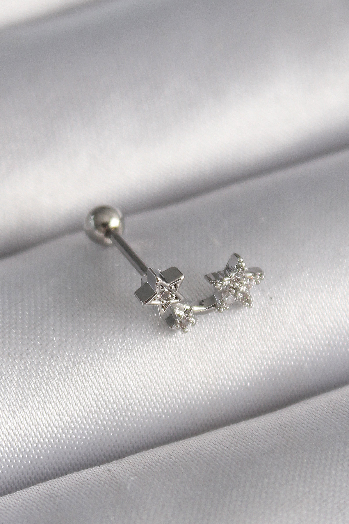 316L Çelik Gümüş Renk Zirkon Taşlı Yıldız Tragus Piercing 5886