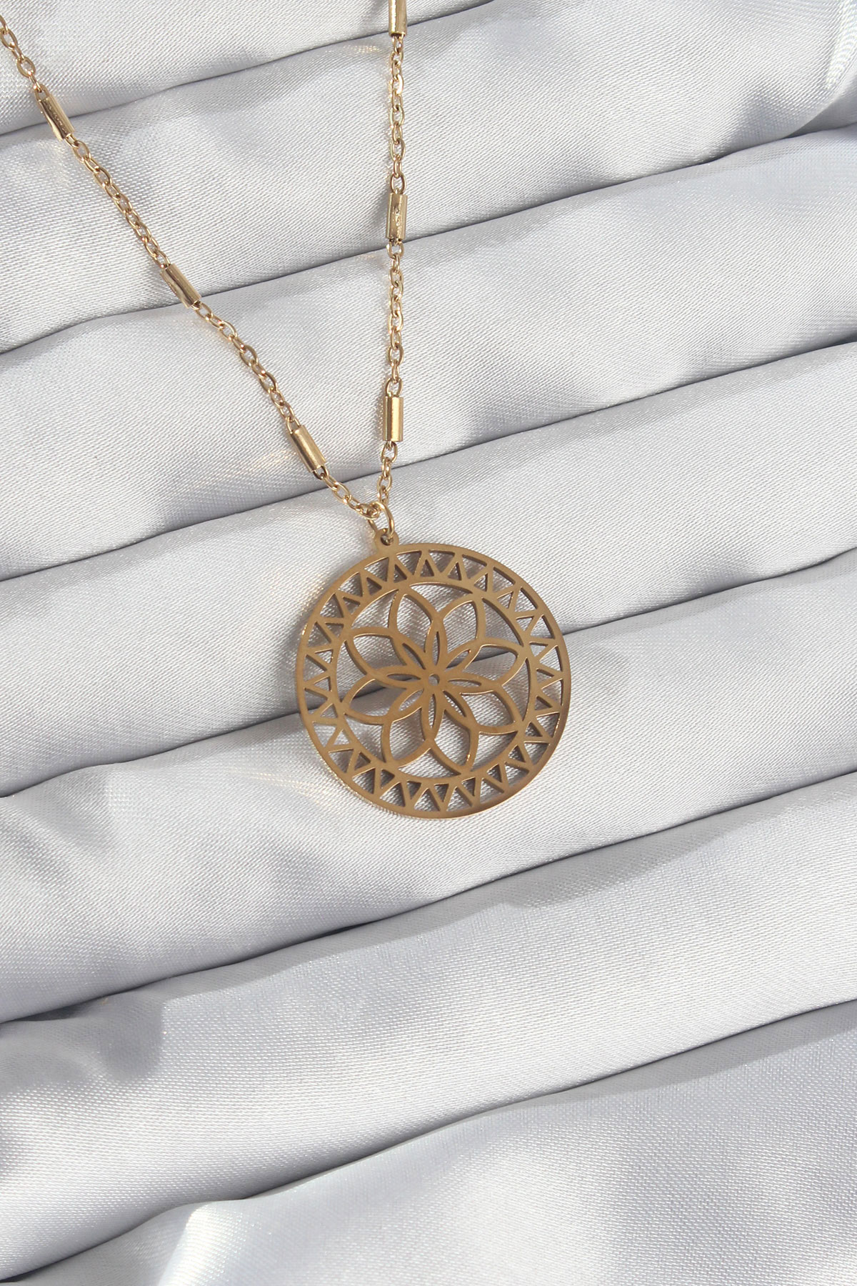 316L Çelik Zincir Gold Renk Lotus Model Kolye 5886