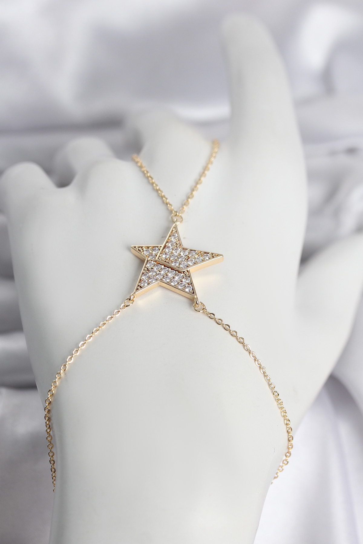 Pirinç Gold Renk Zirkon Taşlı Yıldız Model Kadın Şahmeran 5886