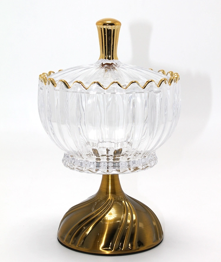 Metal Ayaklı Kristal Cam Şekerlik Gold Detaylı Sunumluk