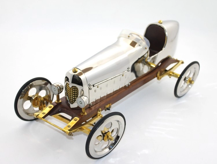 Pirinç Eski Model Araba