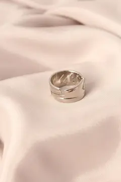 Gümüş Renk Metal Taşlı Model Ayarlanabilir Kadın Yüzük 5886