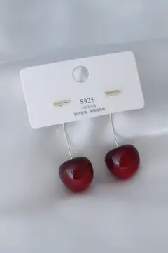 Gold Renk Kiraz Model Kadın Küpe 5886